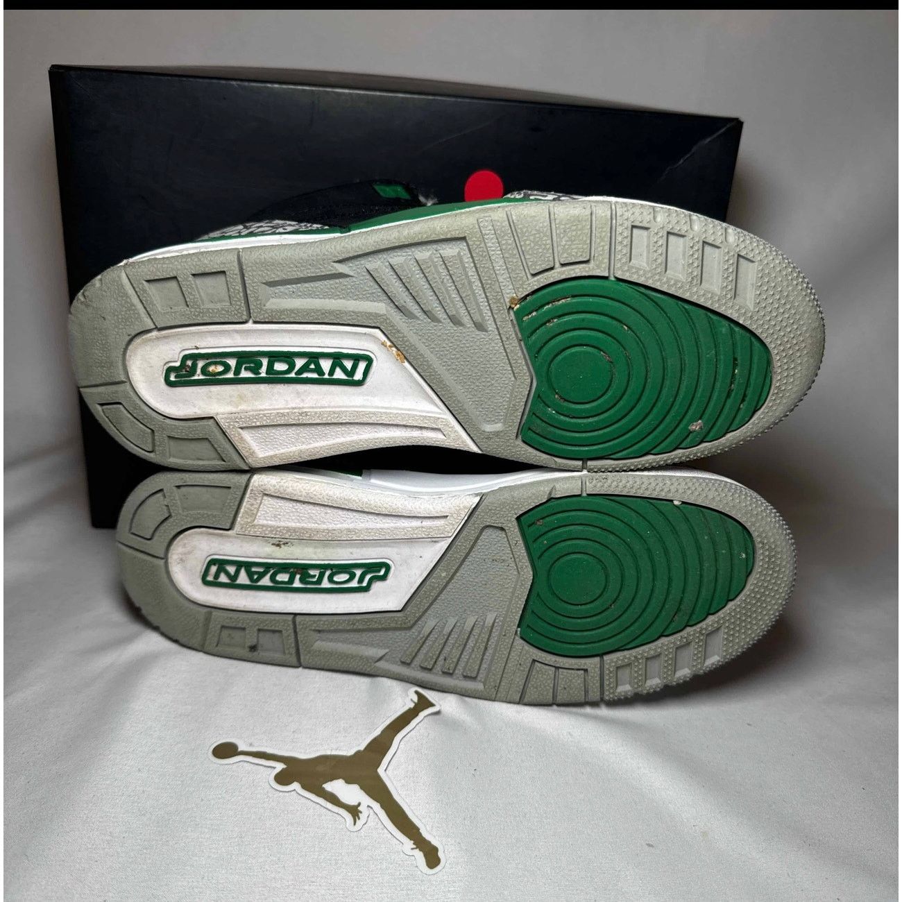 Jordan Brand × Nike Size 6 - Nike Air Jordan 3 Retro GS Pine Green Men's Shoes Size US 6 / EU 39 - 6 Thumbnail