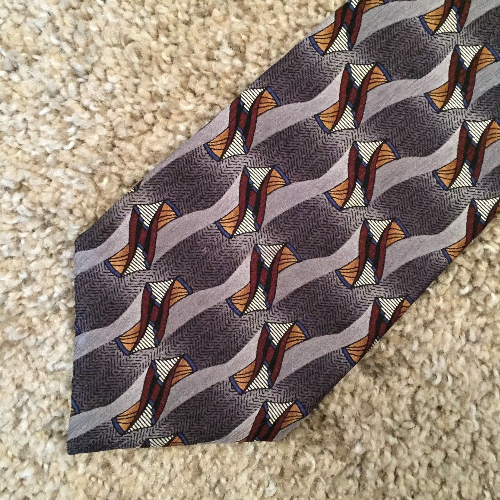 Geoffrey Beene Geoffrey Beene Gray Geometric 100% Silk Neck Tie Men's Tie Classic 58" Gray Geometric Pattern - Geoffrey Beene Mens Neck Tie 57-60in 4" Wide Size ONE SIZE - 3 Thumbnail