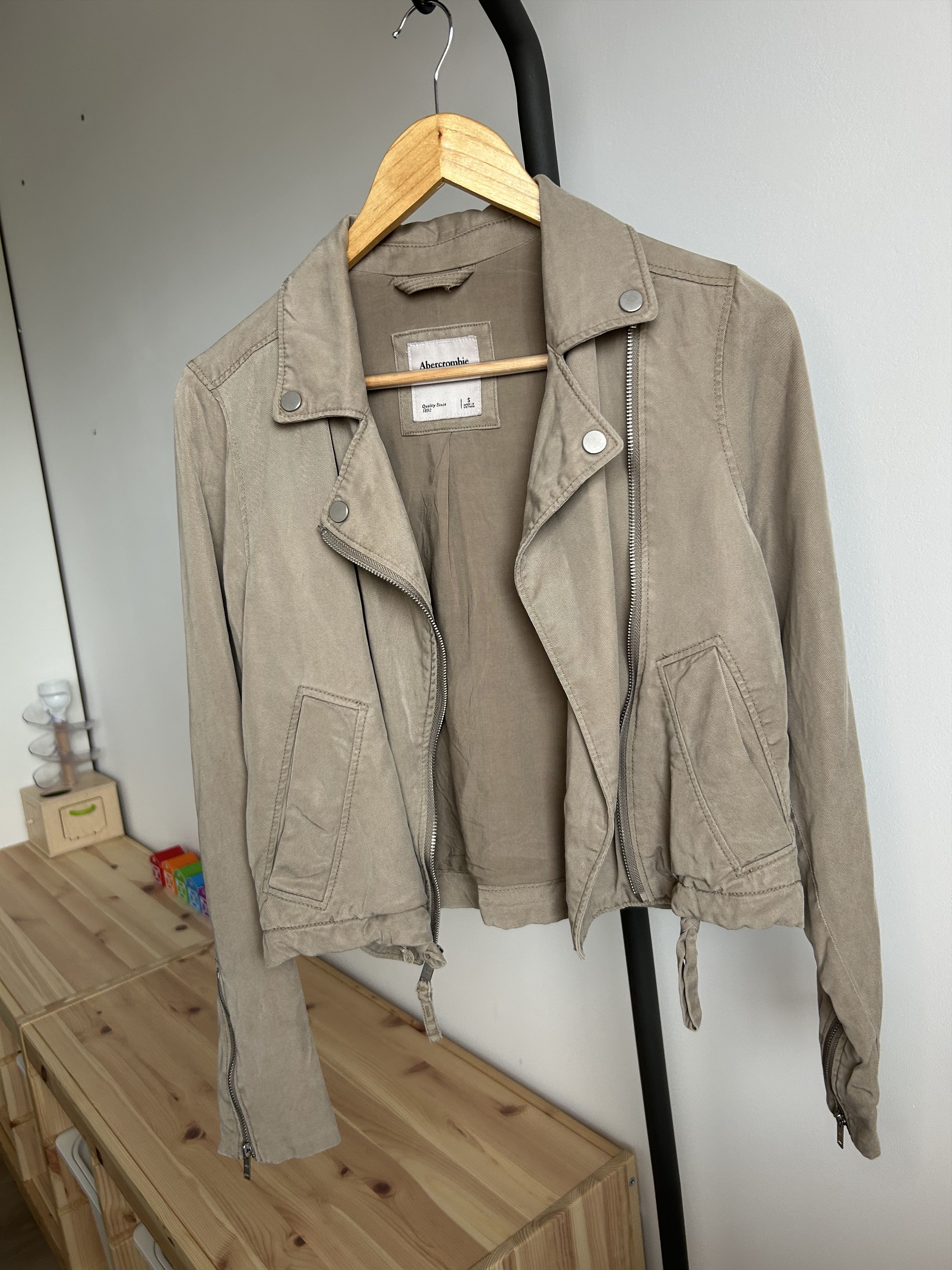 Abercrombie & Fitch Abercrombie & Fitch Women's Jacket - Size S Size S / US 4 / IT 40 - 1 Thumbnail