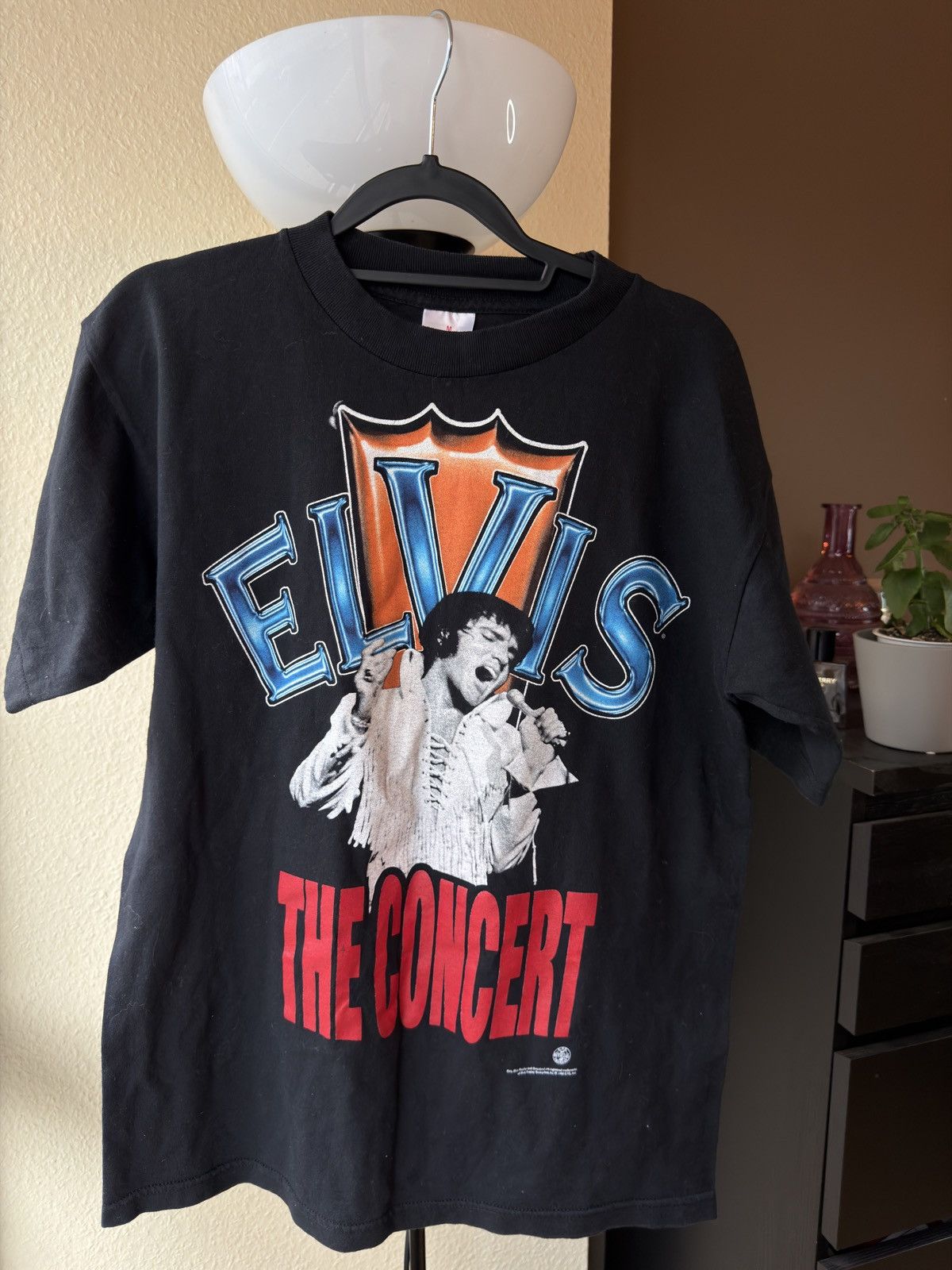 Vintage Elvis Presley merch tour T-shirt 1999 Size US M / EU 48-50 / 2 - 7 Thumbnail