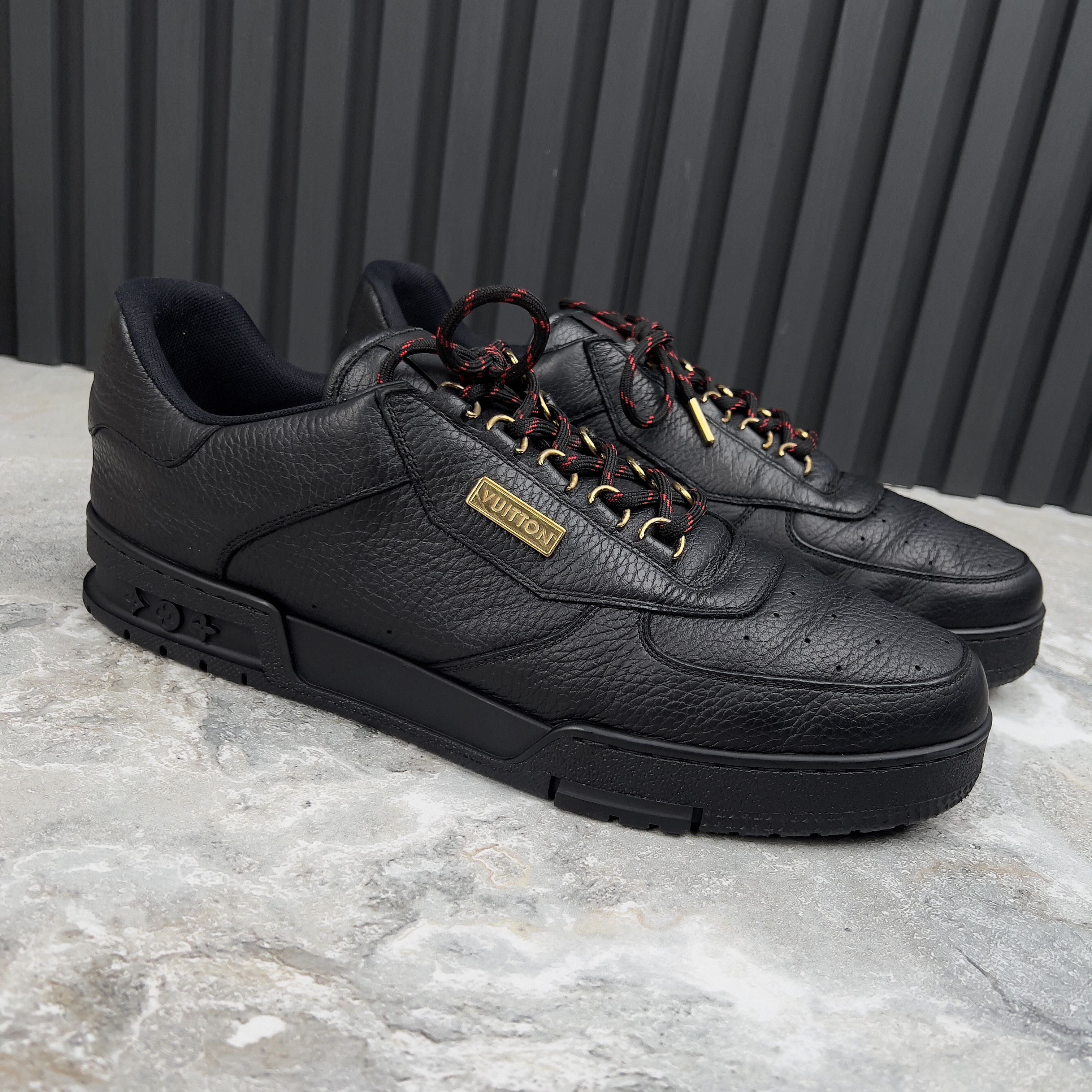 Louis Vuitton Louis Vuitton Trainer Logo Sneaker Leather Size US 11.5 / EU 44-45 - 5 Thumbnail