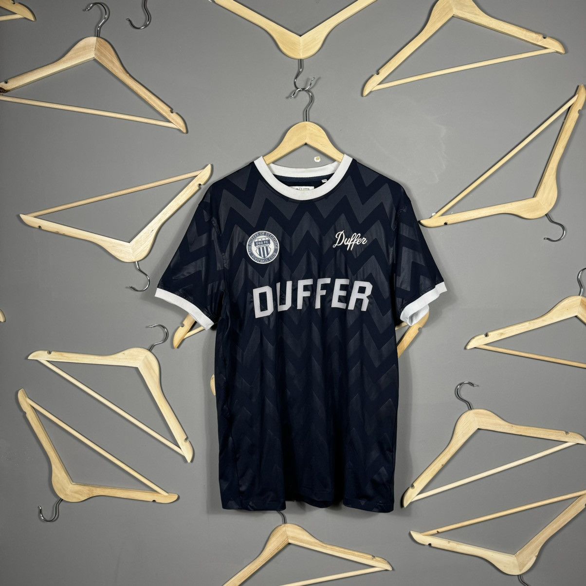 The Duffer of St.George Duffer of Saint George Blokcore Soccer Jersey Size US M / EU 48-50 / 2 - 1 Thumbnail