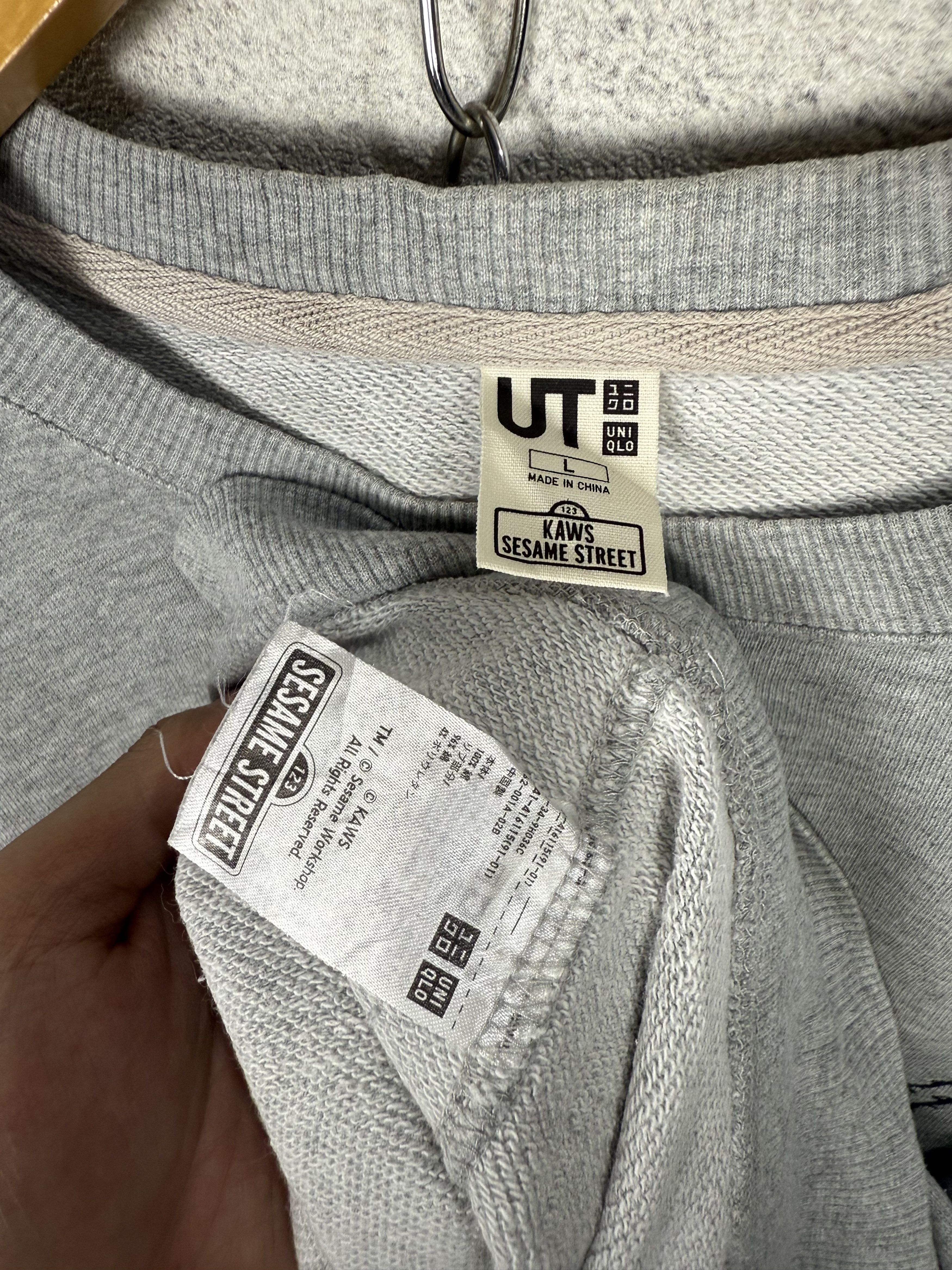 Kaws × Uniqlo Uniqlo x Kaws Sesame Street Sweatshirt Crewneck Size US M / EU 48-50 / 2 - 6 Thumbnail