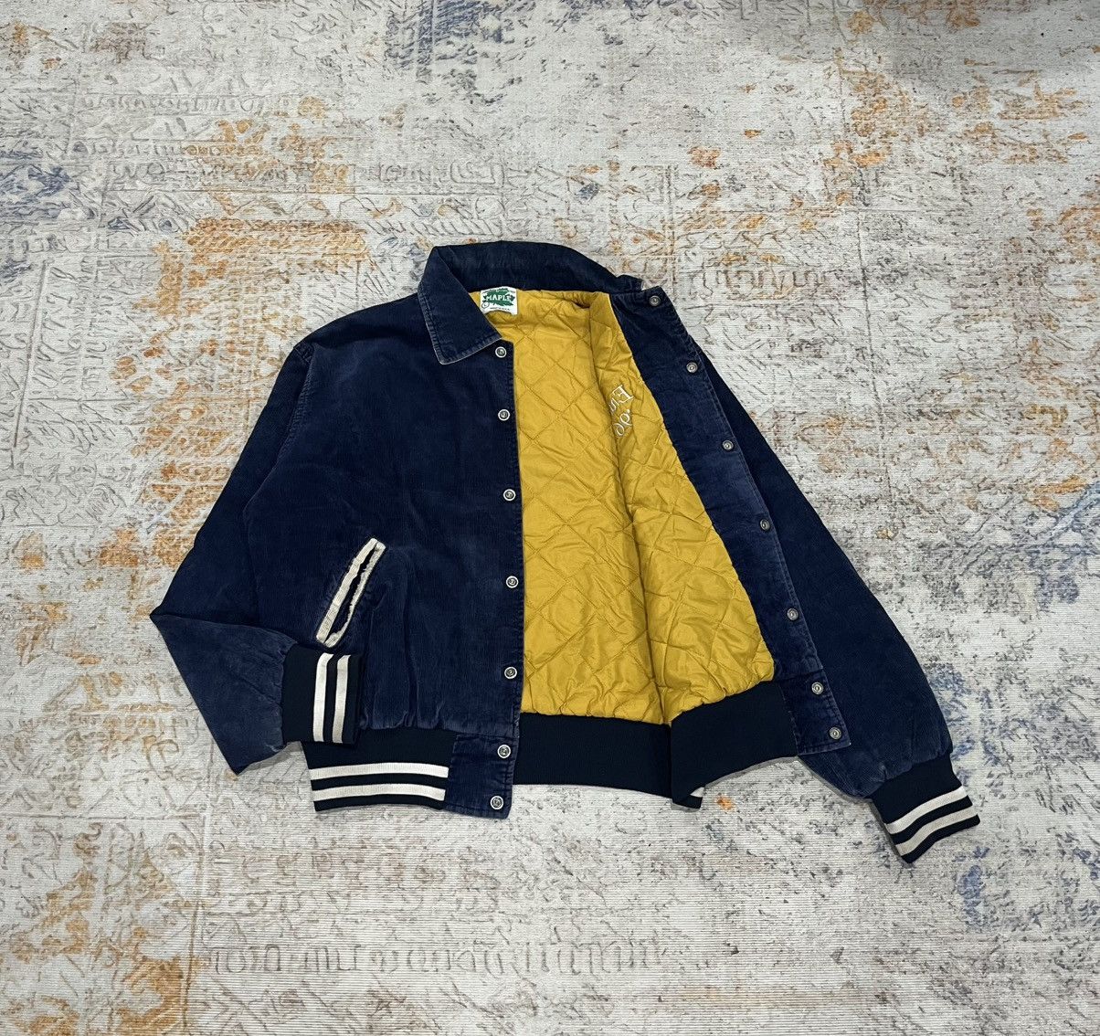 Vintage 80’s Maple Corduroy Jacket “Council Rock” Nickname Erin96 Size US L / EU 52-54 / 3 - 6 Thumbnail