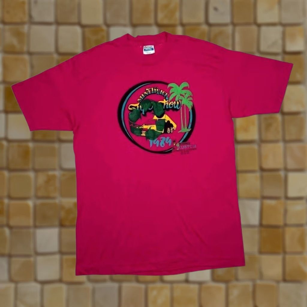 Hanes VINTAGE Hanes T-Shirt Pink 1989 Mini Truck Super Show Souvenir Single Stitch Graphic Front XL Adults Mens Size US L / EU 52-54 / 3 - 1 Thumbnail