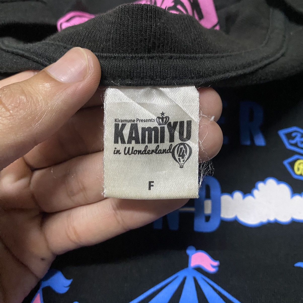 Band Tees KAmiYU in WONDERLAND 4 JAPANESE BAND T SHIRT Size US M / EU 48-50 / 2 - 3 Thumbnail