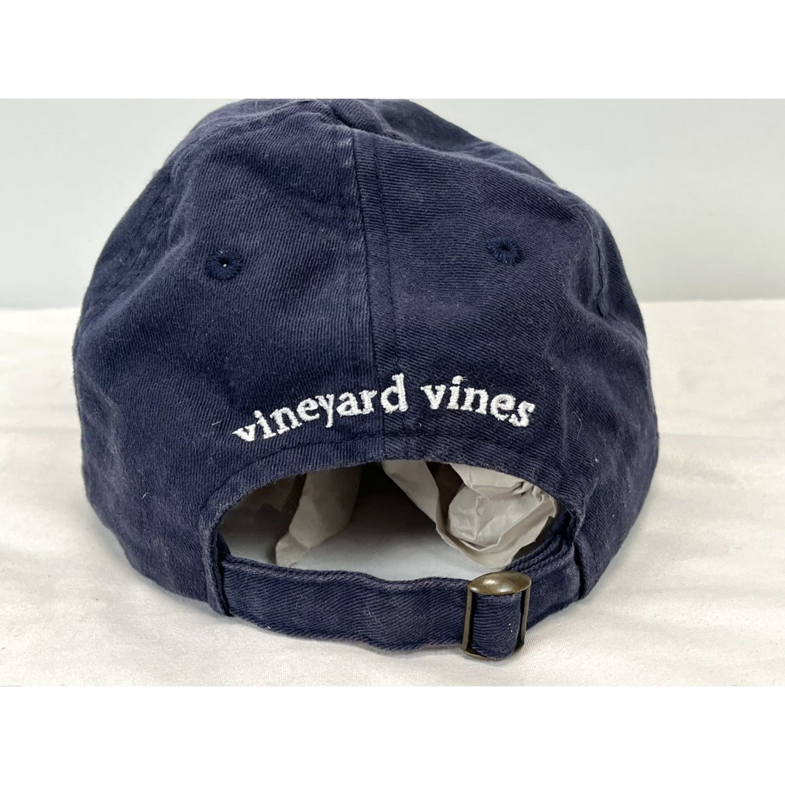 Vineyard Vines Vineyard Vines Baseball Hat Cap Adjustable Strapback GUC Pink Whale Logo Blue Men Adjustable Style Baseball Cap Color Logo Theme Brand Department Size Size ONE SIZE - 3 Thumbnail