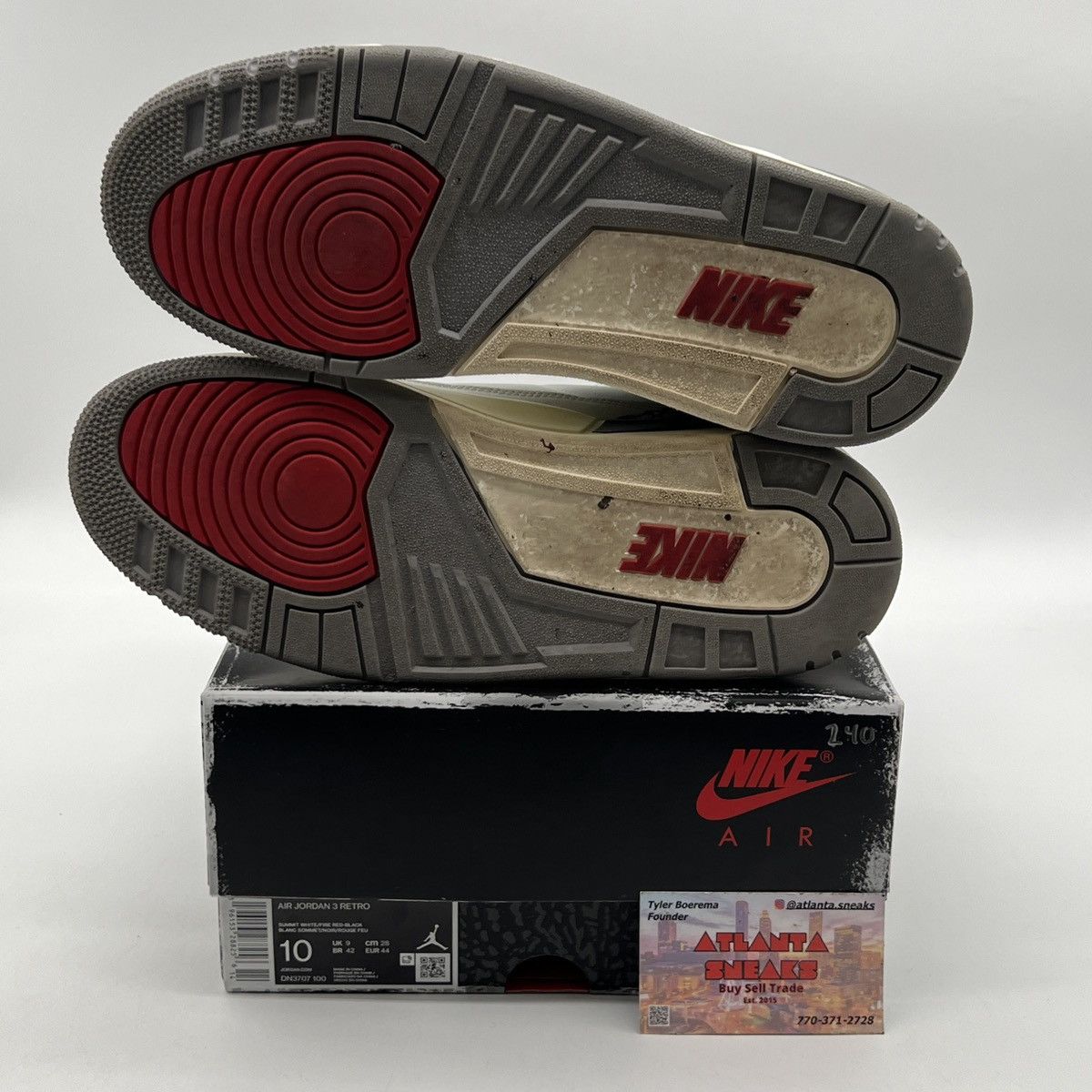 Jordan Brand Air Jordan 3 white cement reimagined Size US 10 / EU 43 - 8 Thumbnail