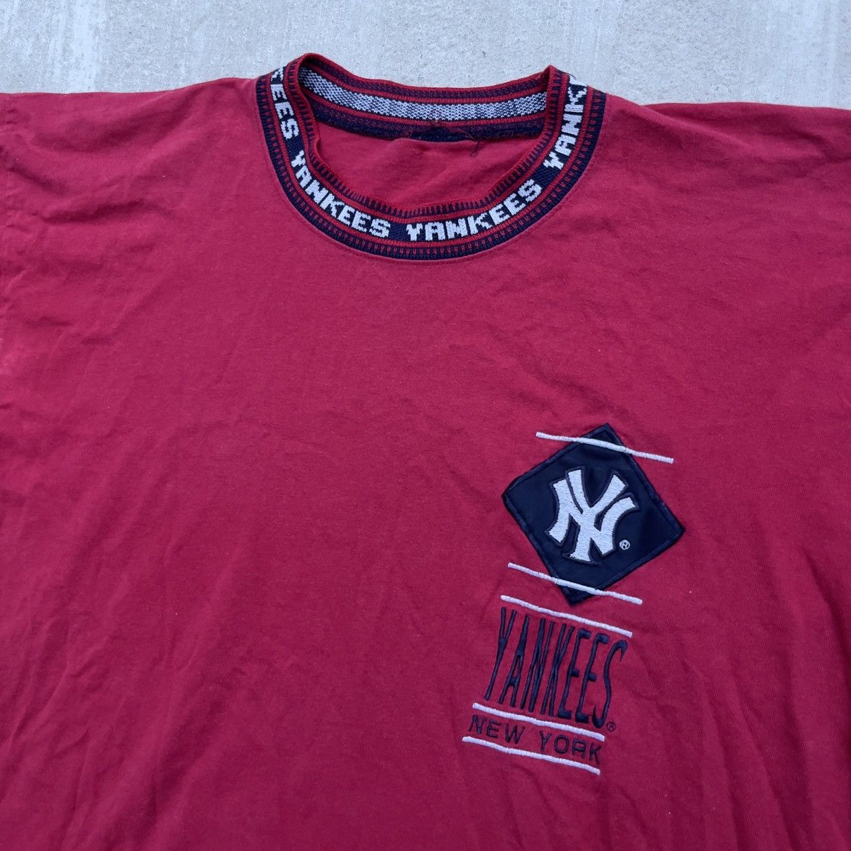 New York Yankees Vintage 90s Thrashed NEW YORK YANKEES Single Stitch Shirt Size US L / EU 52-54 / 3 - 2 Thumbnail