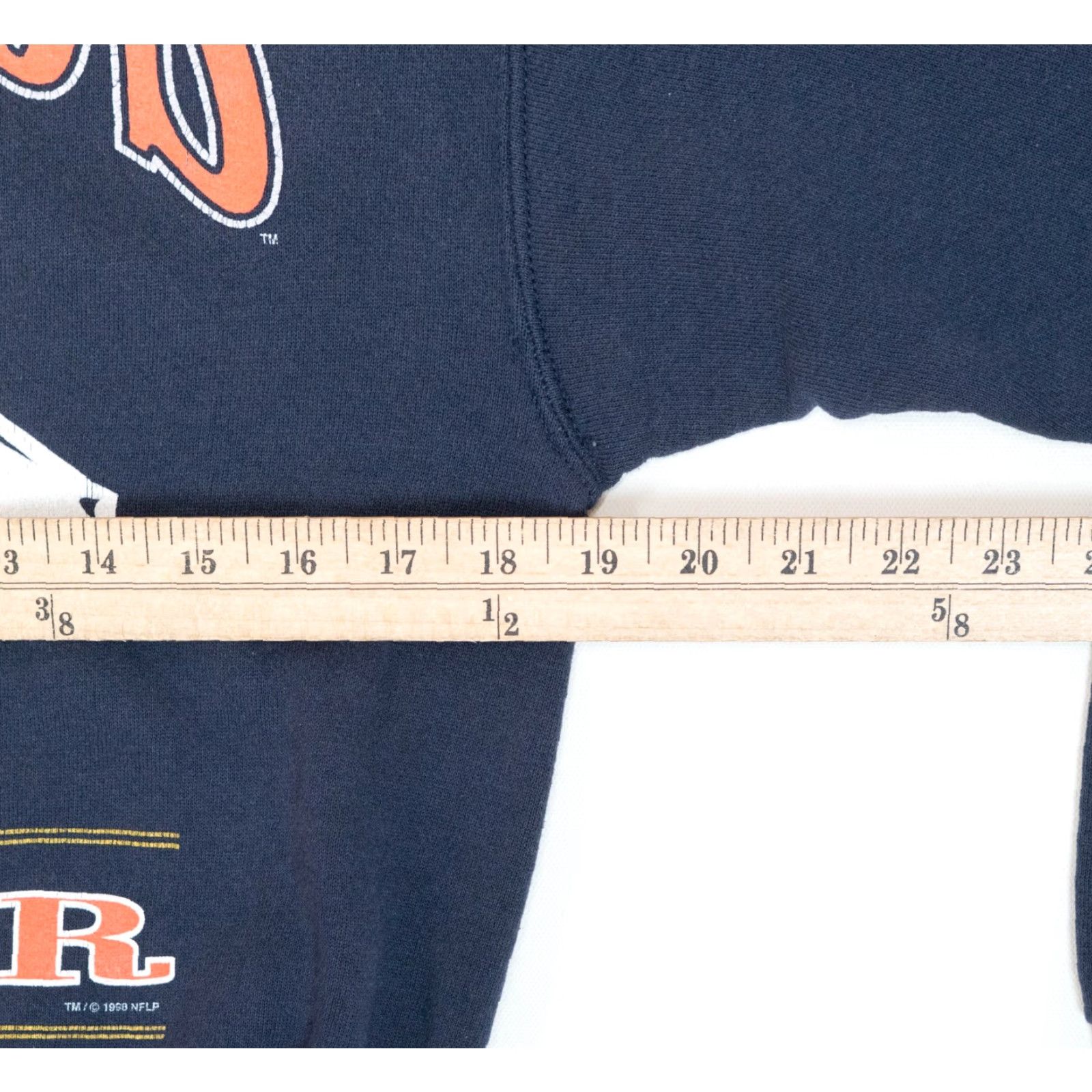 Nutmeg VINTAGE Nutmeg Denver Broncos Sweatshirt Crew Neck Blue NFL Logo 1998 S women Gas? Size S / US 4 / IT 40 - 7 Thumbnail