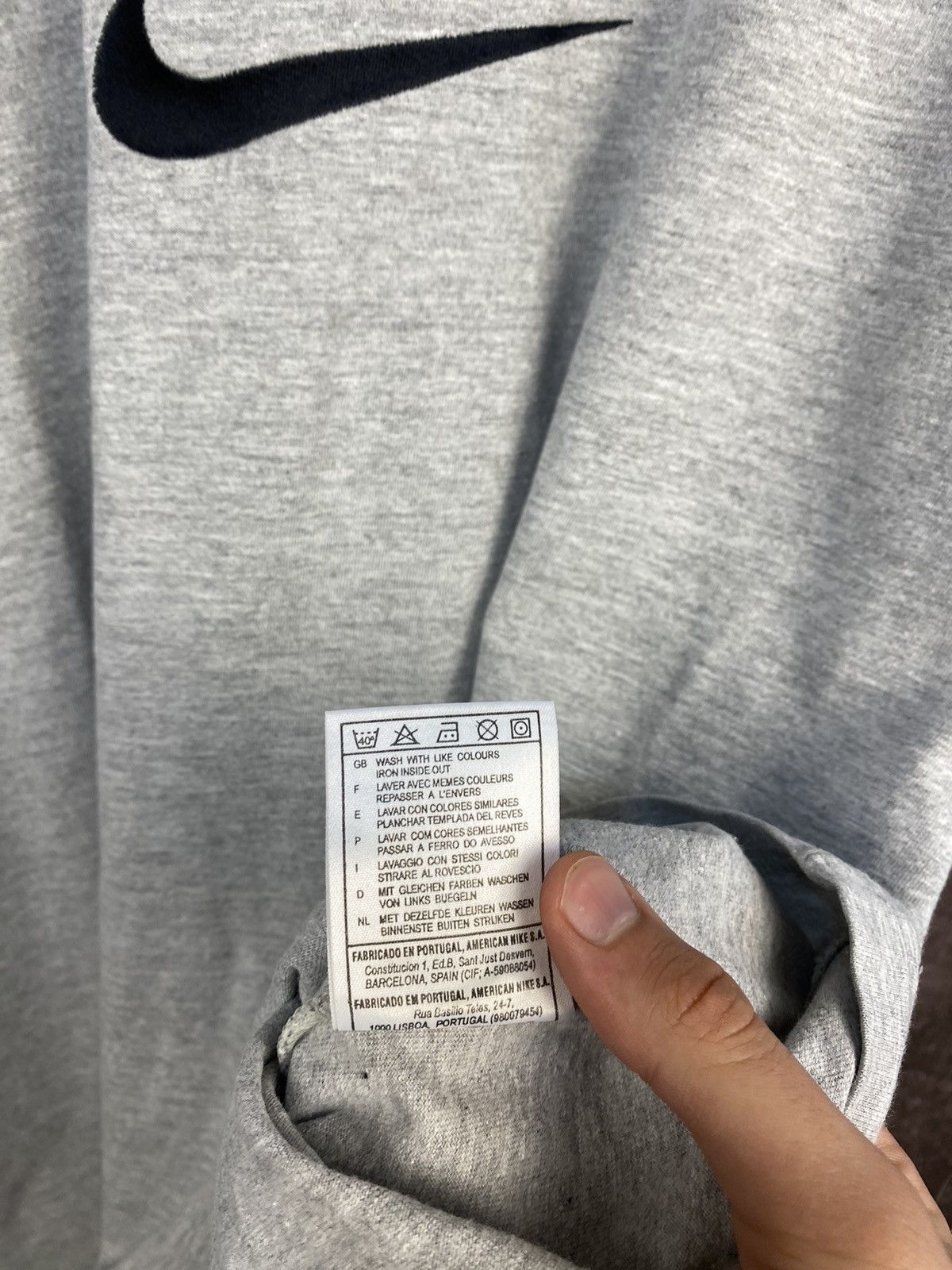 Nike Vintage Nike Big Logo Shirt Size US XL / EU 56 / 4 - 7 Thumbnail