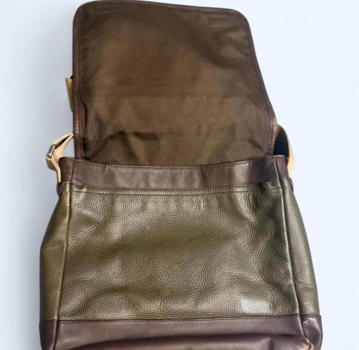 Coach VTG Coach Camden Leather Messenger Bag F70924 Size ONE SIZE - 3 Thumbnail