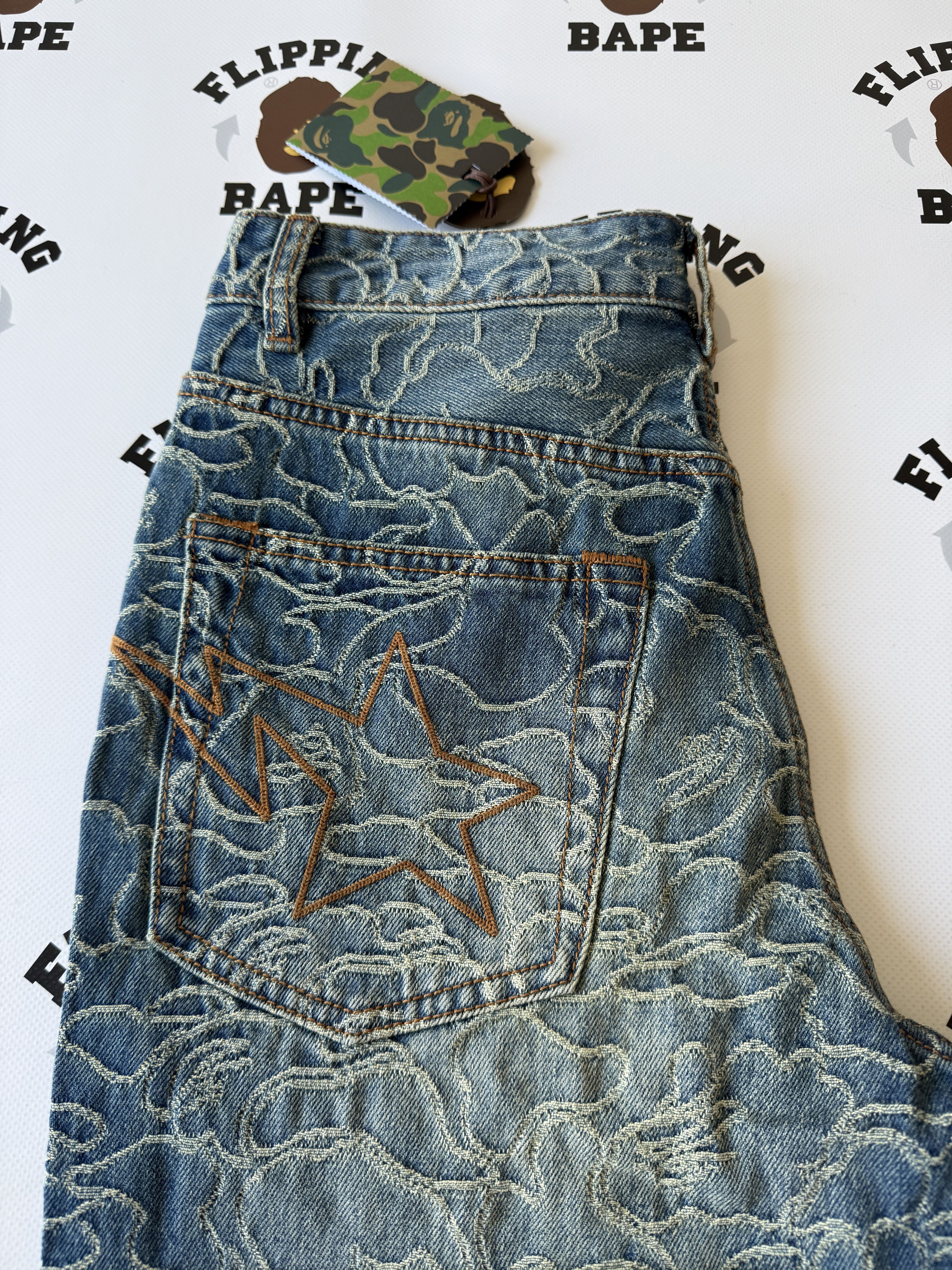 Bape LINE CAMO JACQUARD ONE POINT RELAXED FIT 13OZ DENIM PANTS Size US 31 - 7 Thumbnail