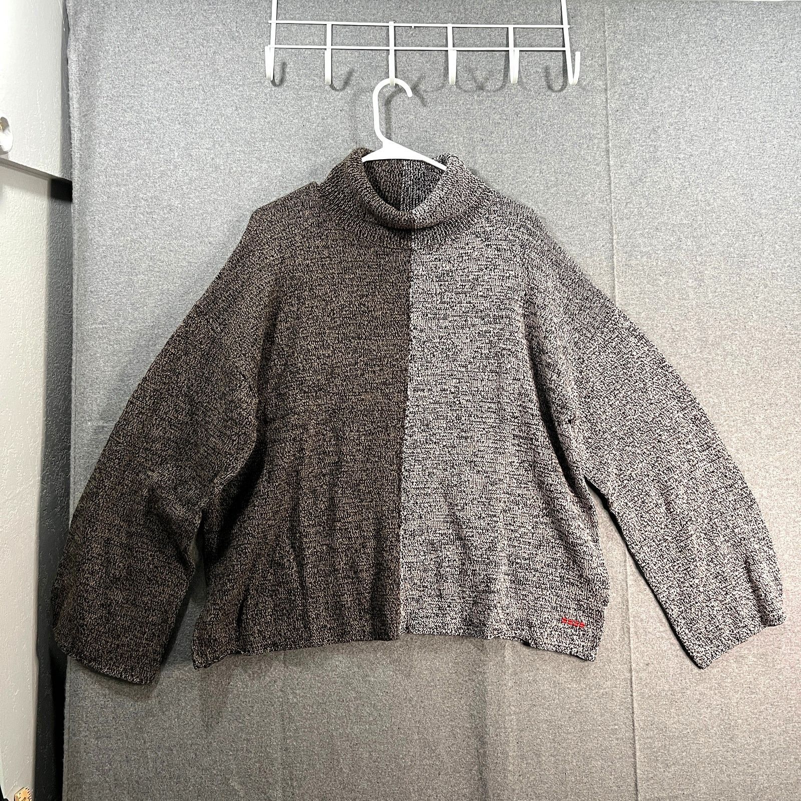 Other Peace Love World Two Tone Sweater Brown Size M Size M / US 6-8 / IT 42-44 - 1 Thumbnail
