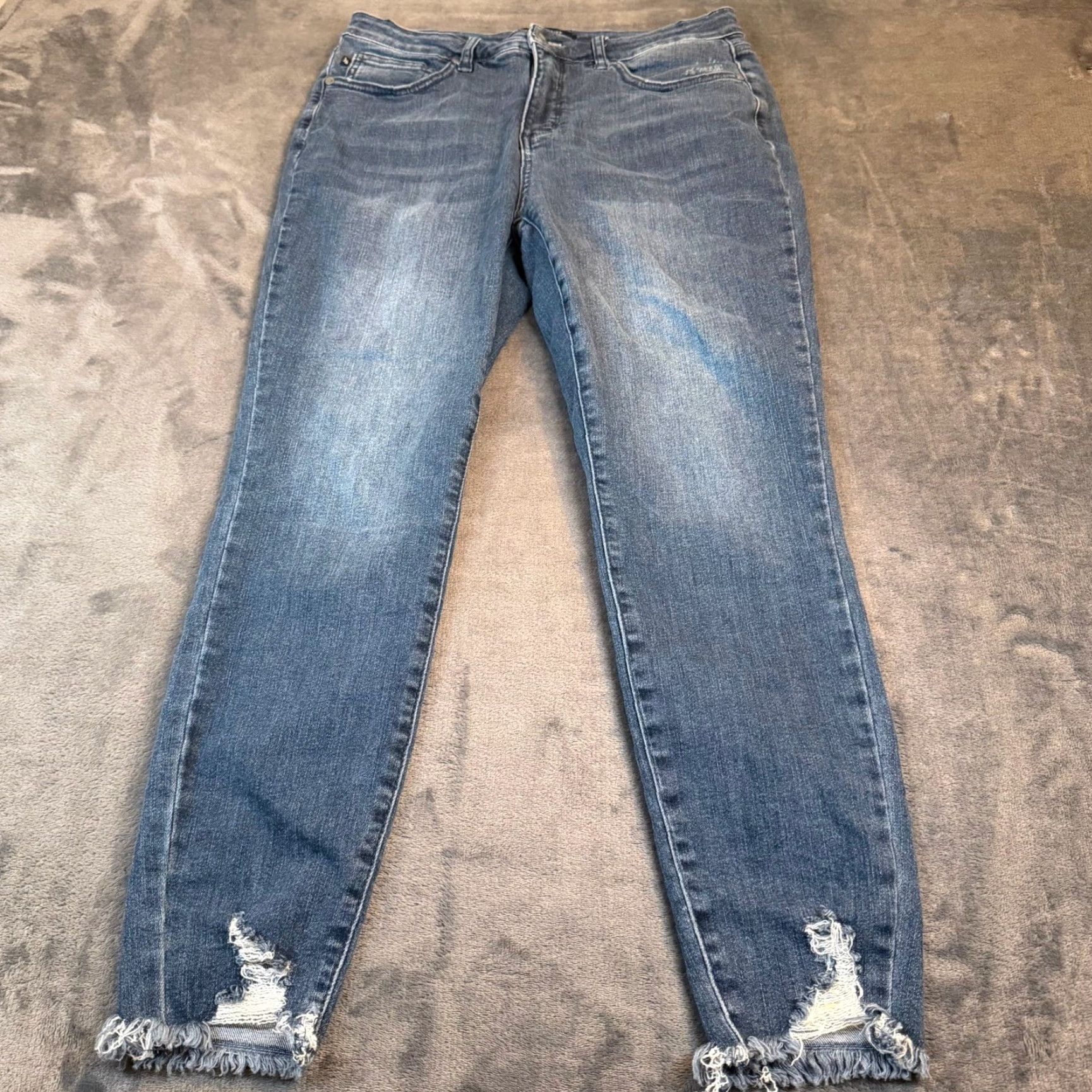 Vintage Judy Blue Skinny Jeans Womens 30 Medium Blue Distressed Raw Hem 11/30 JB88425 Jeans Men's? No, Women’s? (Clarify) Size 30" / US 8 / IT 44 - 2 Thumbnail