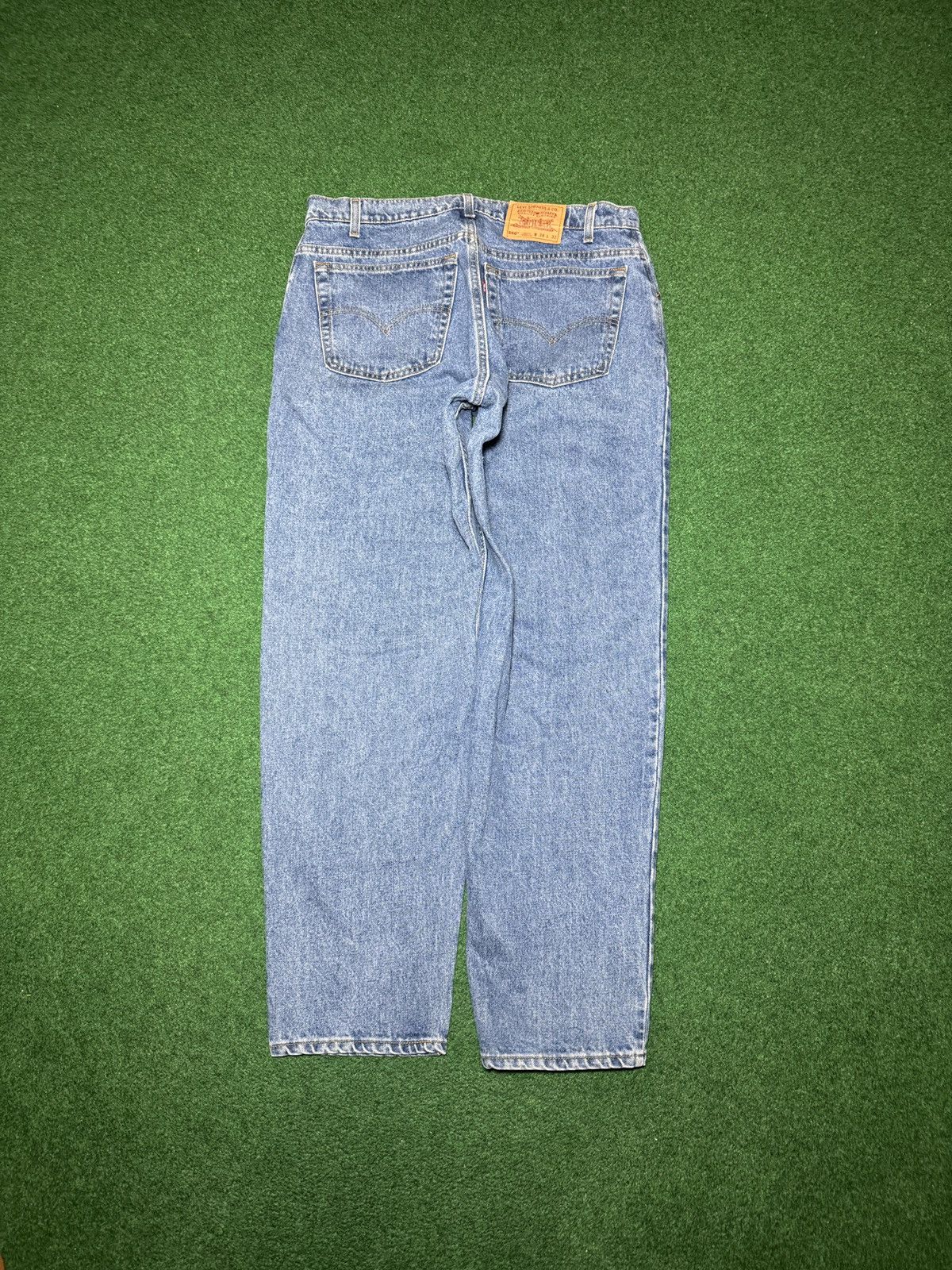 Levi's Vintage Clothing Vintage Levi’s 560 Loose Baggy USA 38x32 Wide Leg Jeans Size US 38 / EU 54 - 1 Thumbnail
