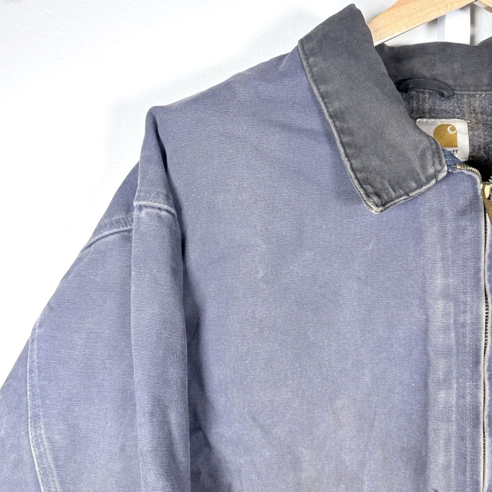 Carhartt VINTAGE Carhartt Detroit Jacket J97 DPB Deep Blue 4XL Regular Fade Distress Bomber Jacket Men Size US XXL / EU 58 / 5 - 5 Thumbnail