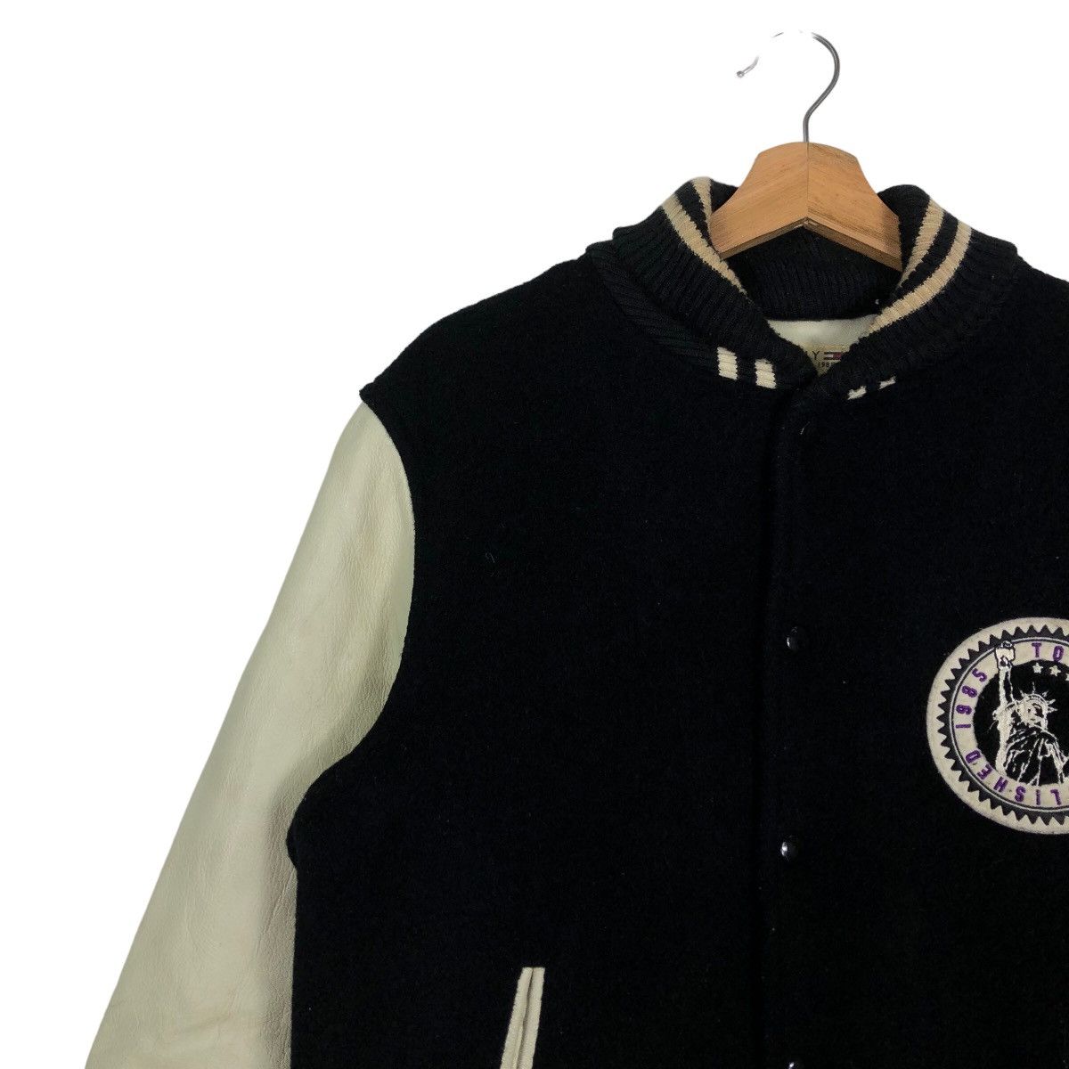 Japanese Brand 🔥90s Vintage Varsity Jacket Tommy Hilfiger Leather Handling Size US L / EU 52-54 / 3 - 6 Thumbnail