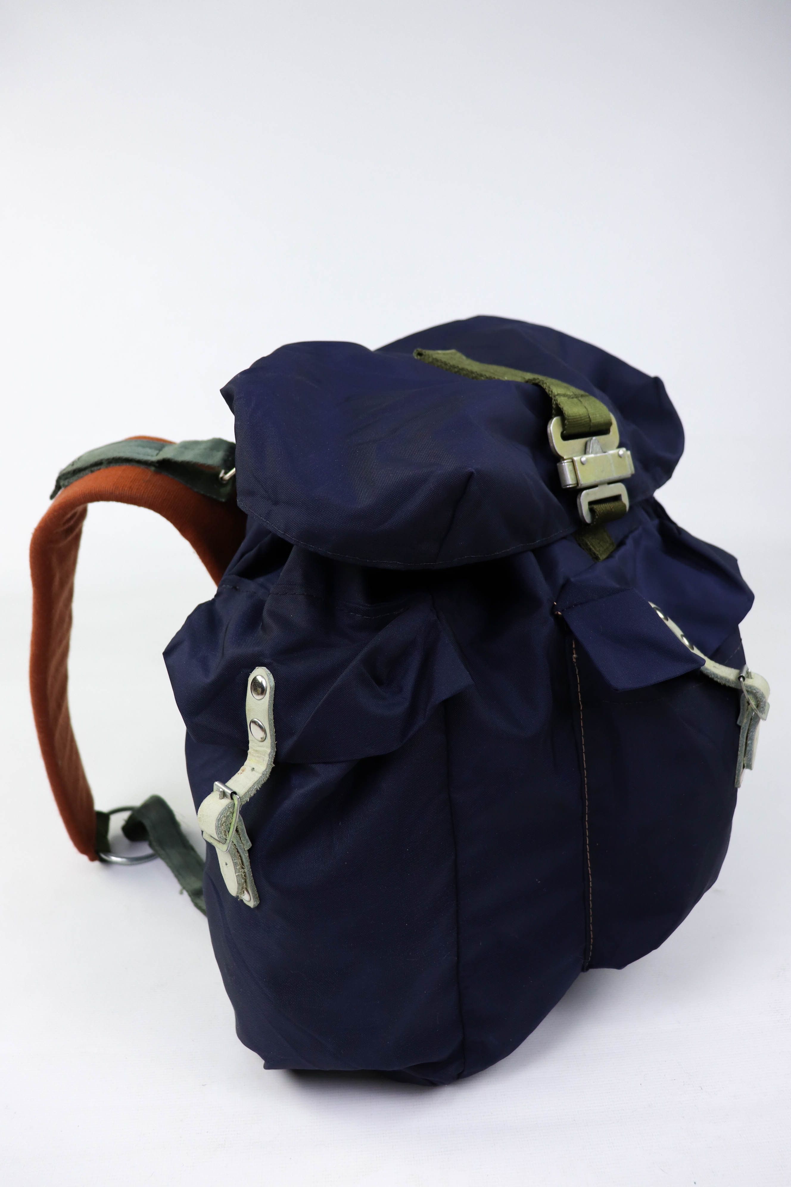 Vintage Vintage Custom Made Nylon/Leather Military Army Rucksack Size ONE SIZE - 1 Thumbnail