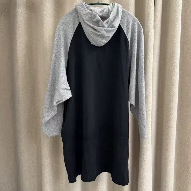 Balenciaga Balenciaga 3B letter dirty distressed short-sleeve - Seven Size US M / EU 48-50 / 2 - 2 Thumbnail
