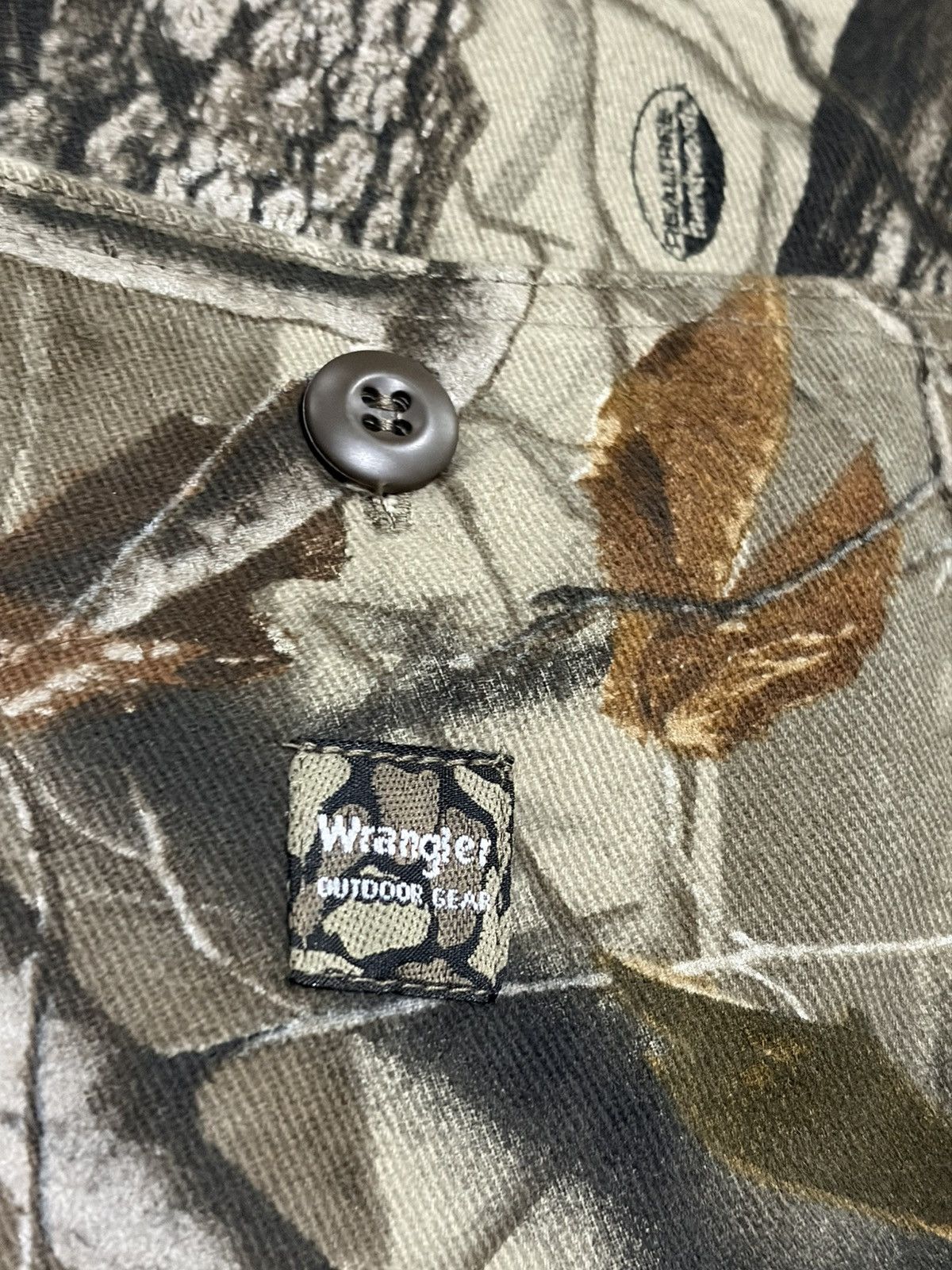 Wrangler Vtg Wrangler Outdoor Gear Realtree Hardwood Camo Cargo Pants Size US 34 / EU 50 - 4 Thumbnail