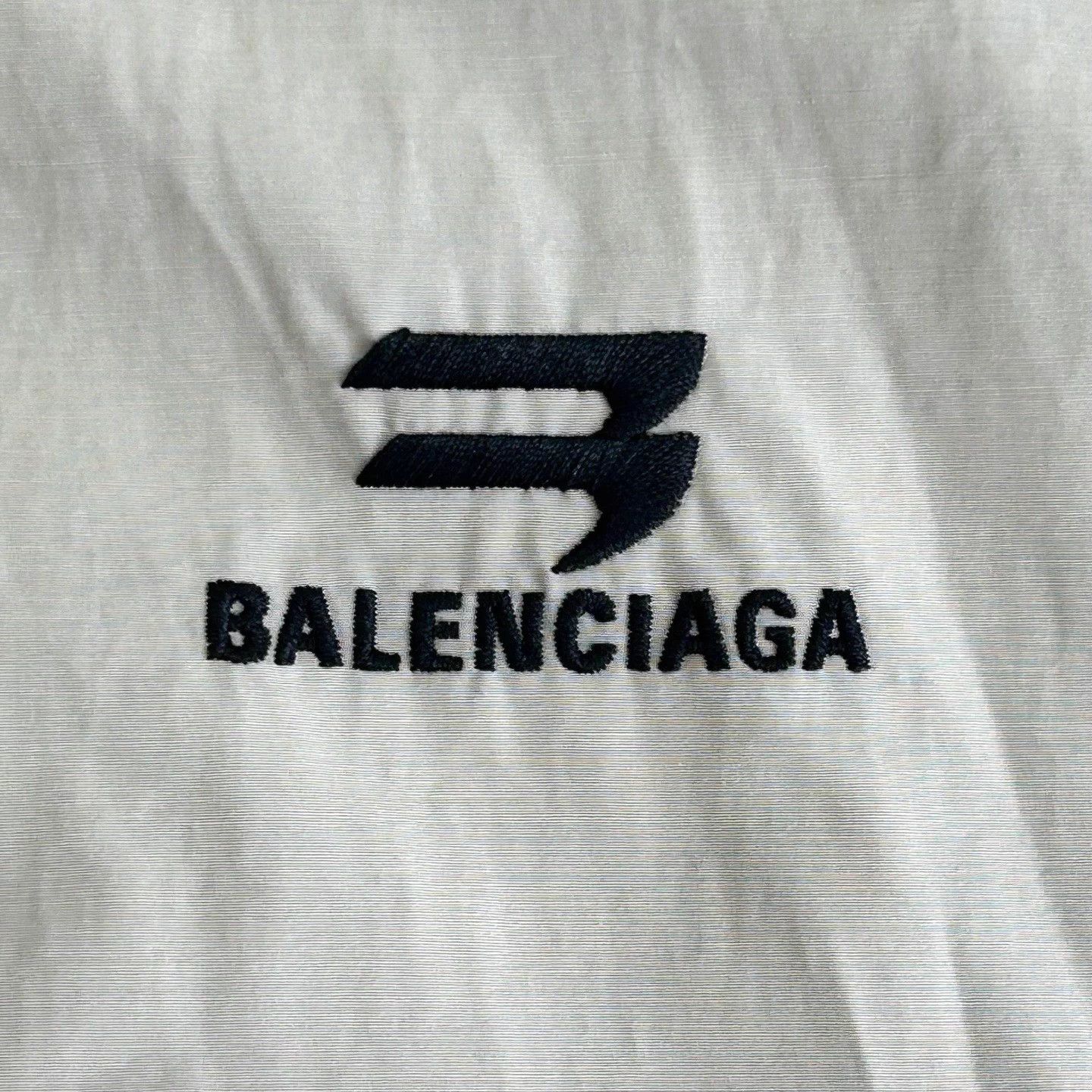 Balenciaga Balenciaga SS23 Ivory Lapel Zip Jacket /3 Size US L / EU 52-54 / 3 - 6 Thumbnail