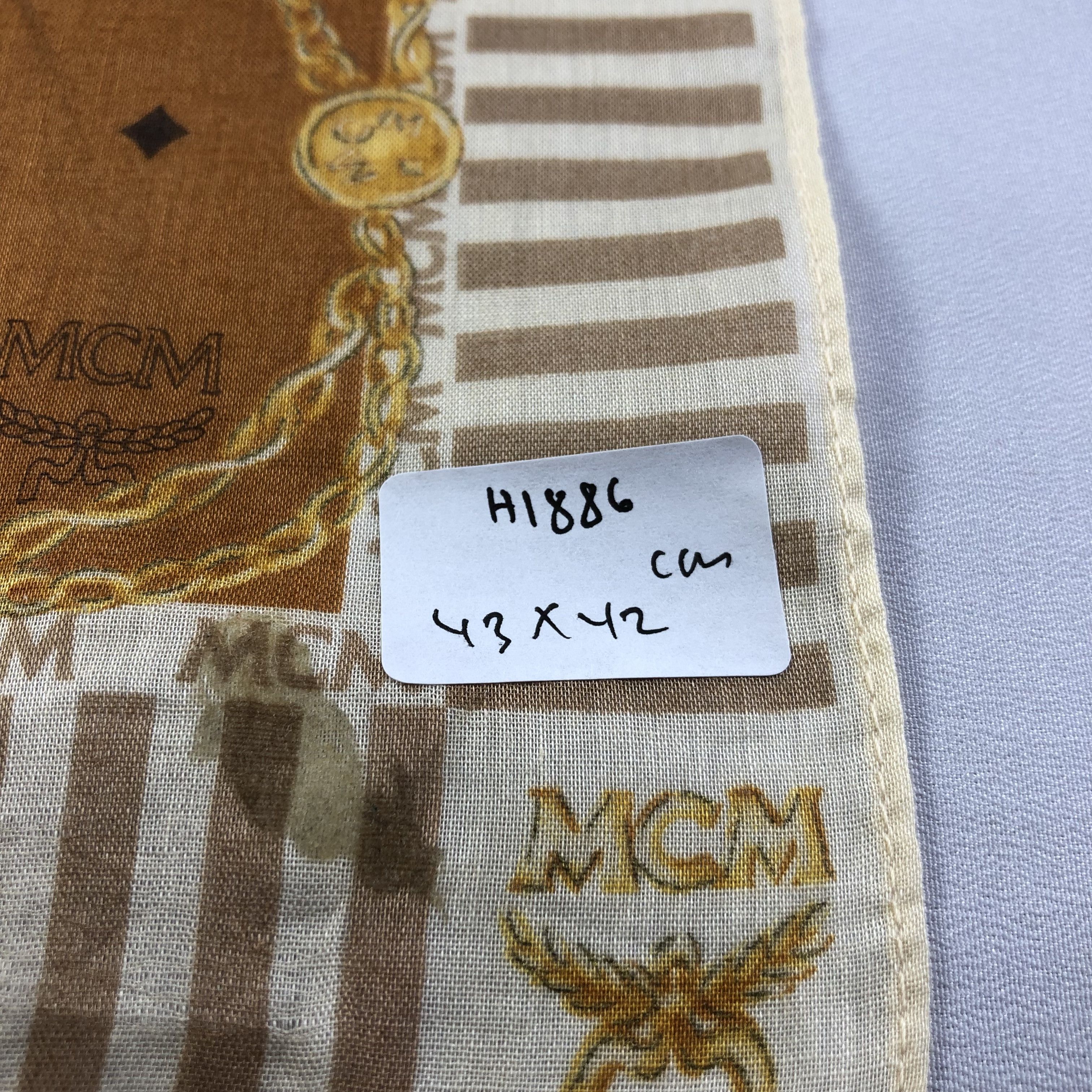 MCM MCM Big Logo Handkerchief Neckerchief Bandana H1886 Size ONE SIZE - 9 Thumbnail