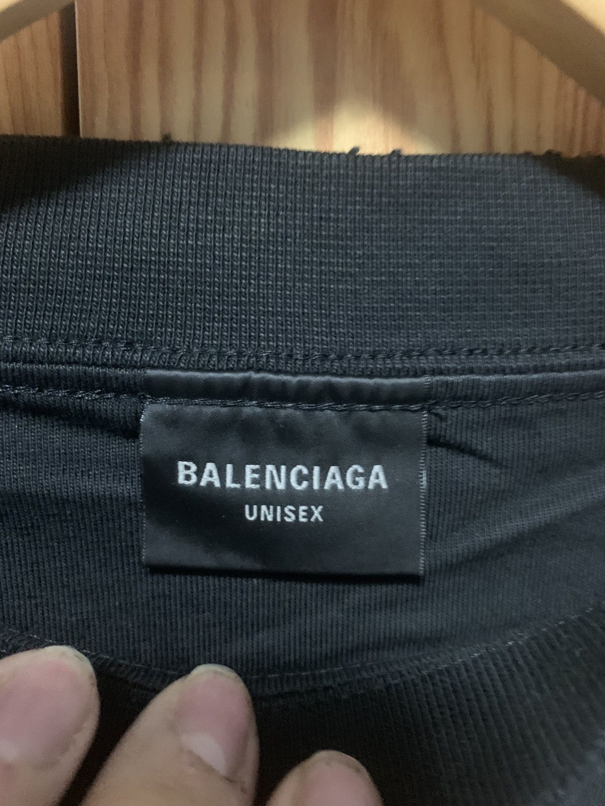 Balenciaga Balenciaga ai generated tee Size US L / EU 52-54 / 3 - 5 Thumbnail