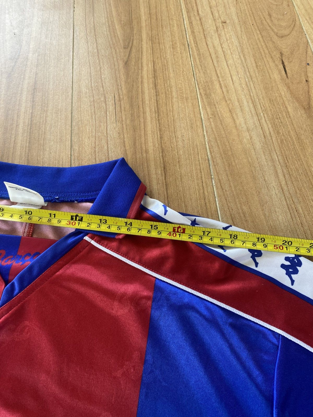 Kappa × Vintage Vintage Kappa Barcelona 90’s Football Club Jersey STOICHKOV Size US L / EU 52-54 / 3 - 6 Thumbnail