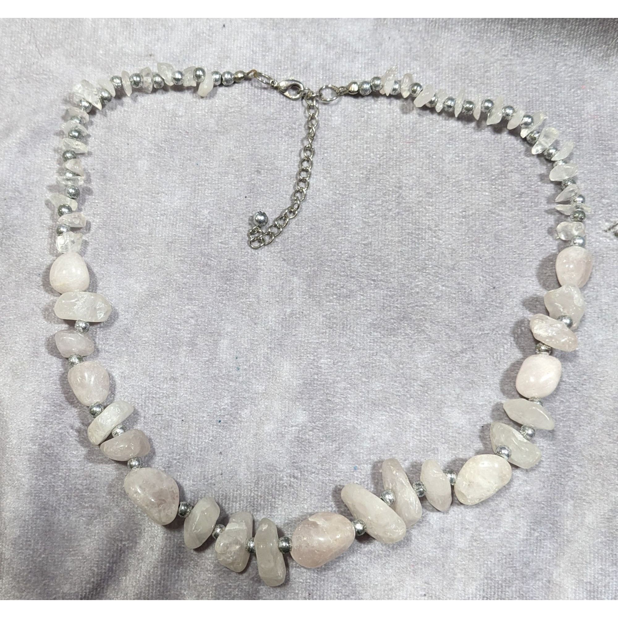 Other Vintage Natural White Quartz Chunk Beaded Necklace Size ONE SIZE - 5 Thumbnail