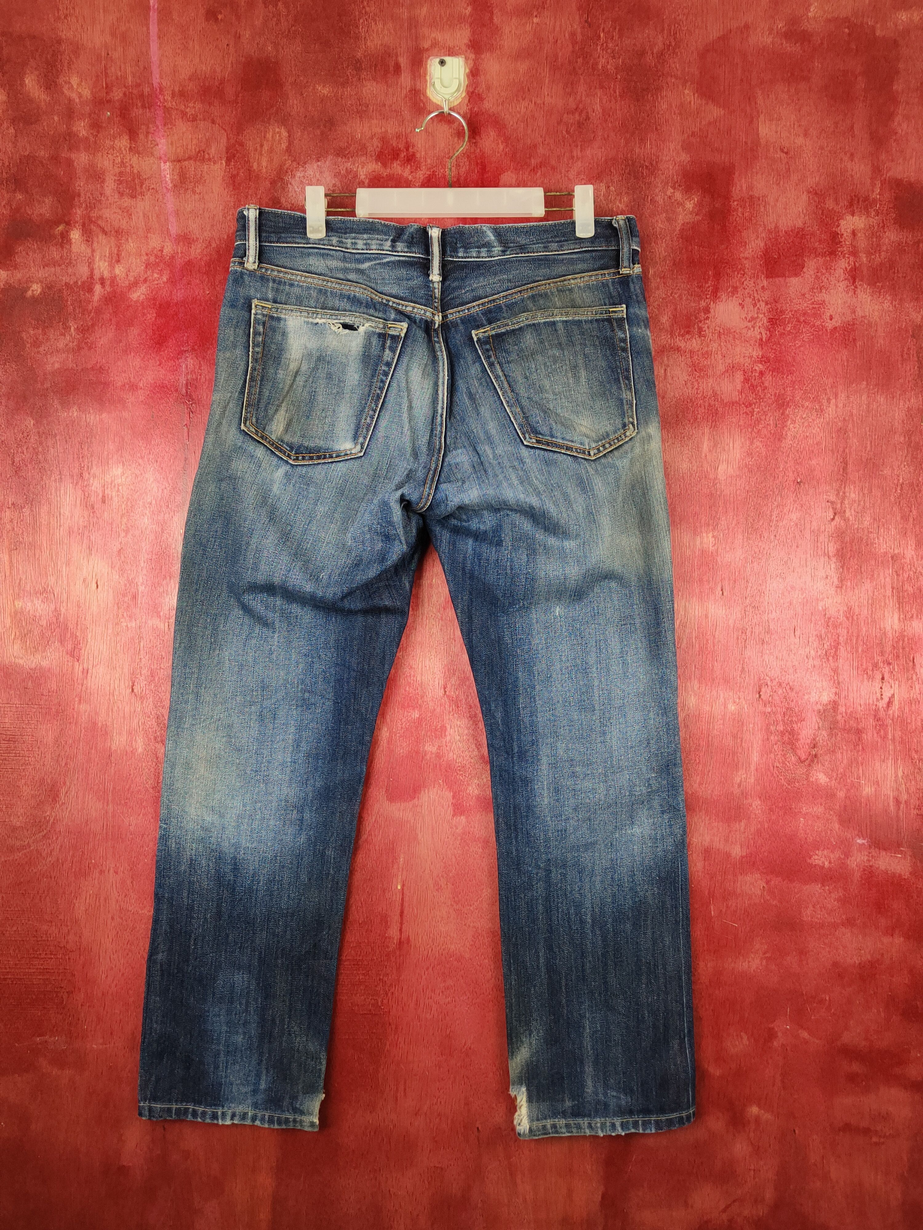 Japanese Brand Uniqlo Dark Blue Distressed Ripped Jeans #S1673 Size US 32 / EU 48 - 8 Thumbnail