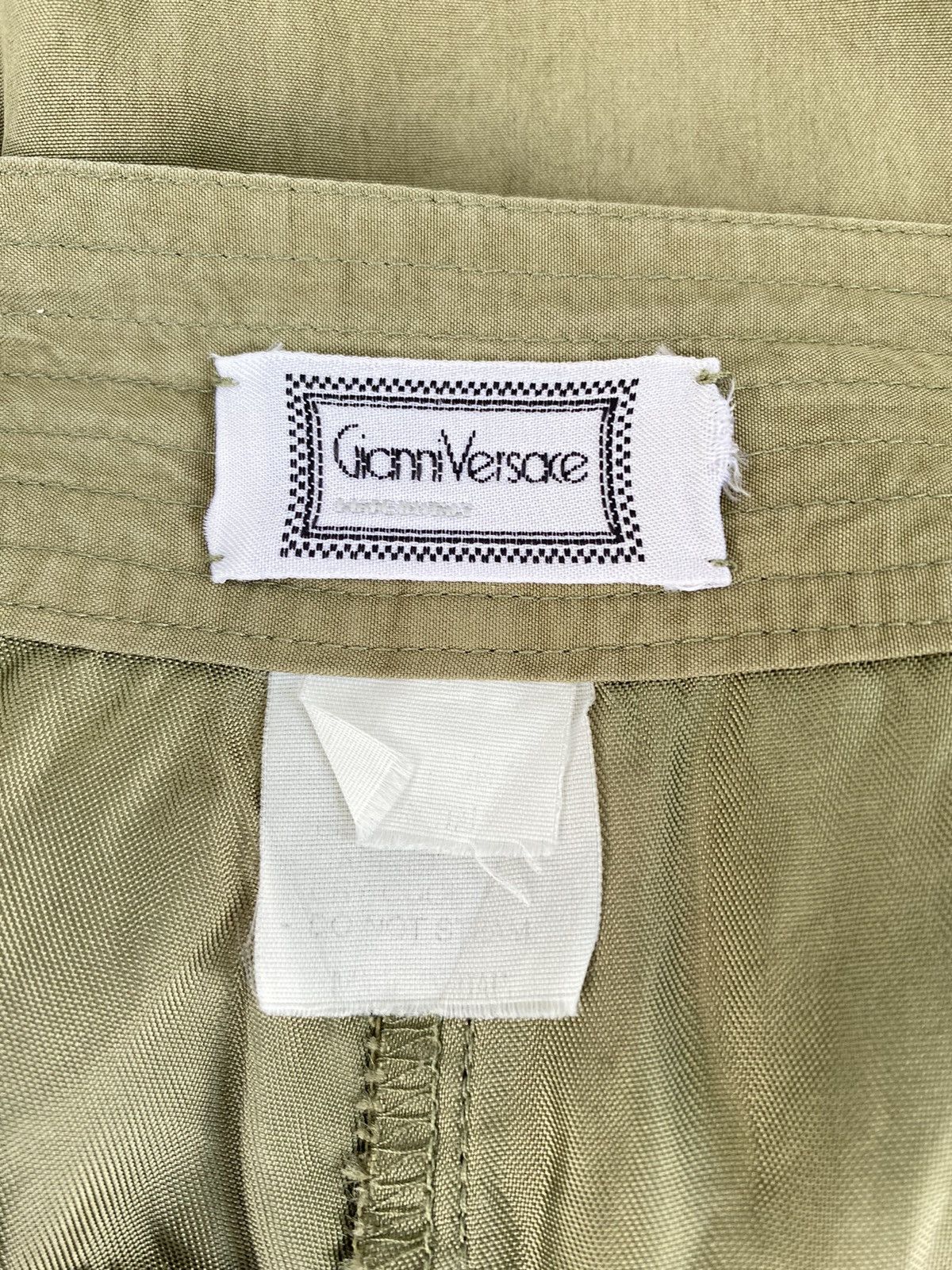 Versace Gianni Versace vintage mid-length green casual pants Size 27" / US 4 / IT 40 - 16 Thumbnail