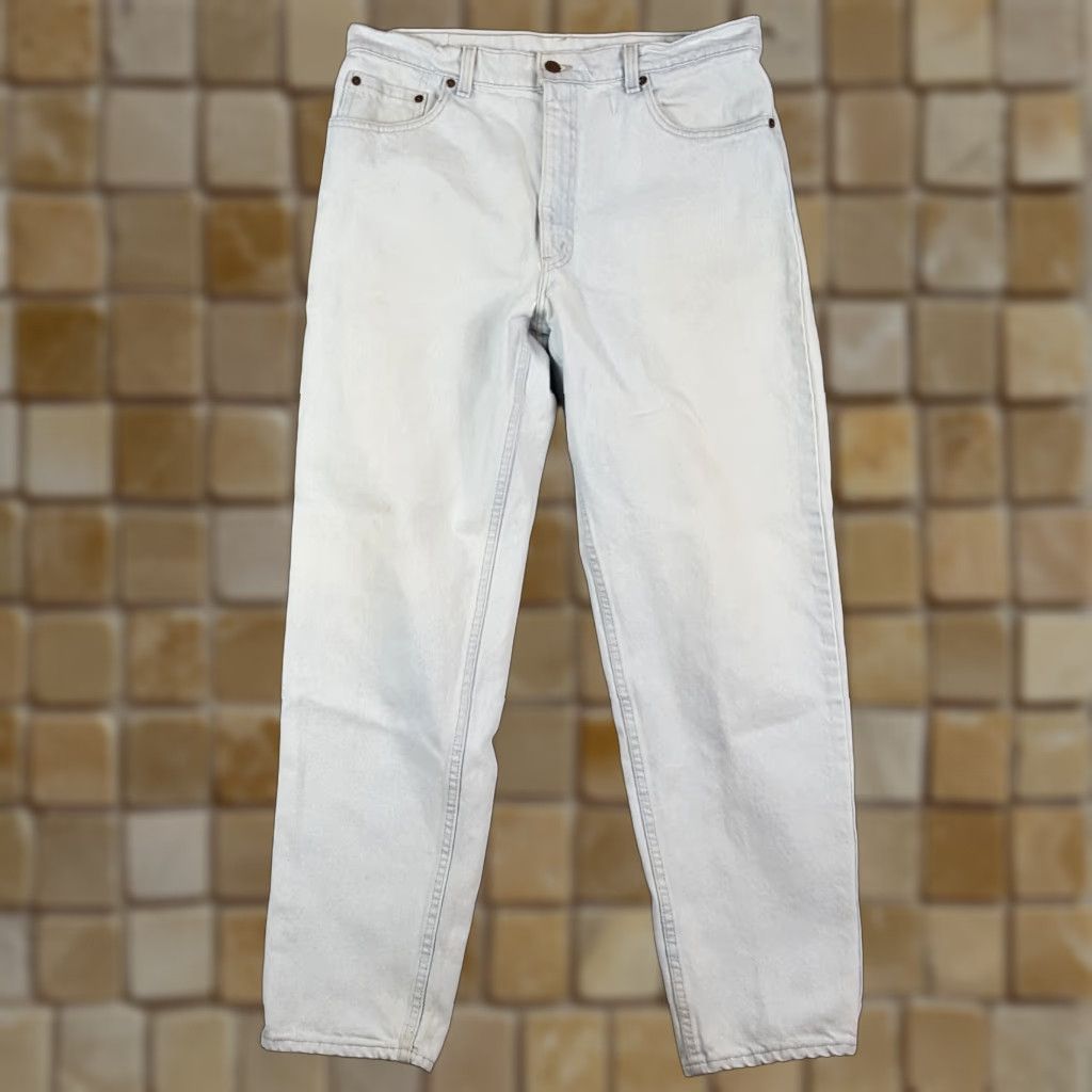 Levi's VINTAGE Levi's 550 Tapered Jeans Men 36x32 Light Washed Blue Y2K 90s Grunge Rock Size US 36 / EU 52 - 1 Thumbnail