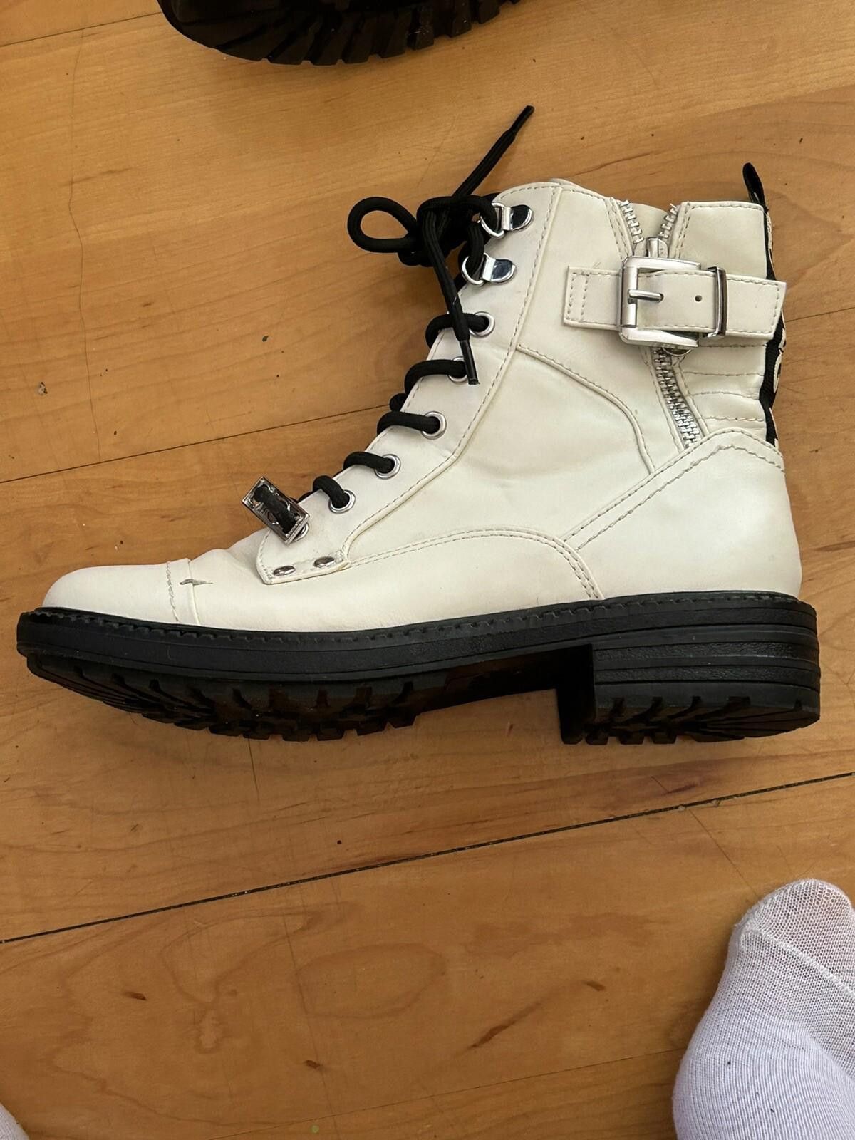 Guess GBG Guess Women's White Ankle Combat Boots Sz 5.5 M Size US 5.5 / IT 35.5 - 3 Thumbnail