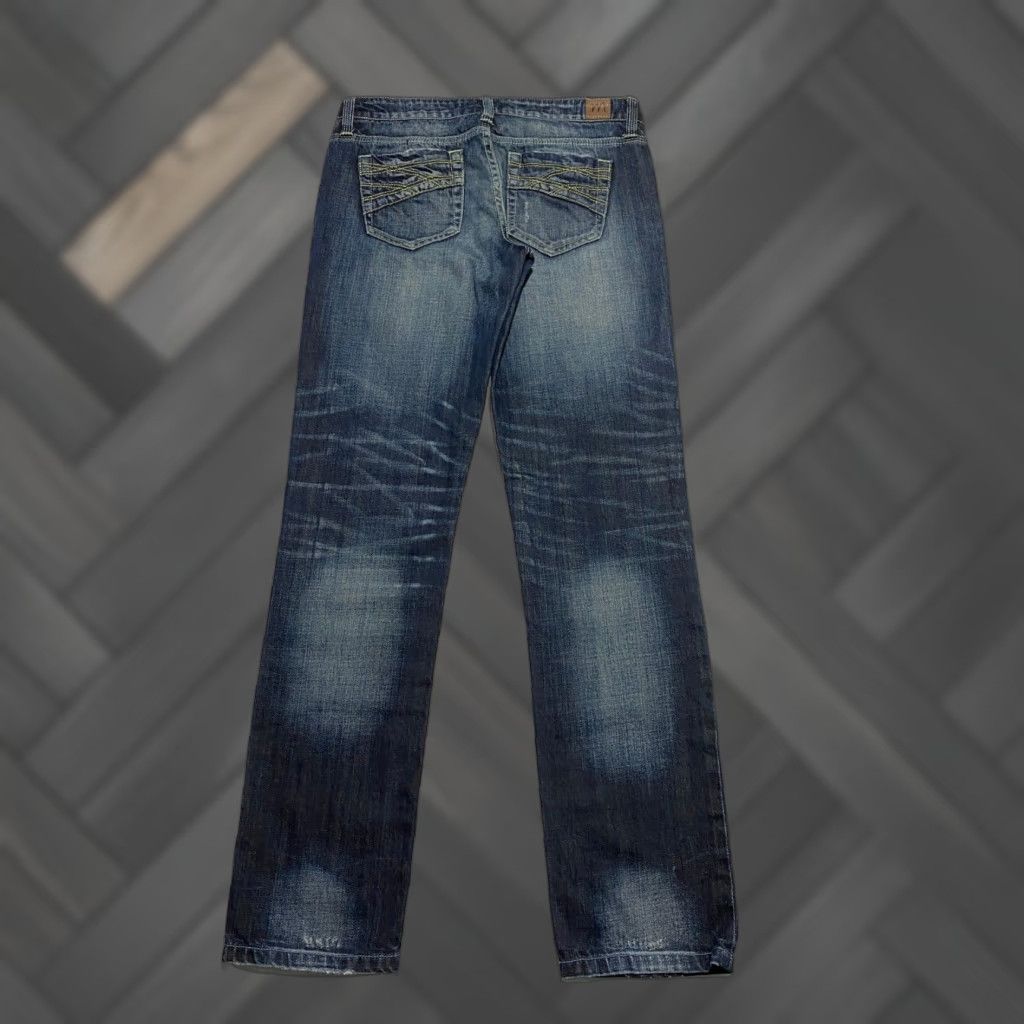 Madison Madison Denim Co Jeans Womens 6 Blue Distressed Patchwork Straight Regular 5-Pocket Denim Cotton Size 28" / US 6 / IT 42 - 1 Thumbnail