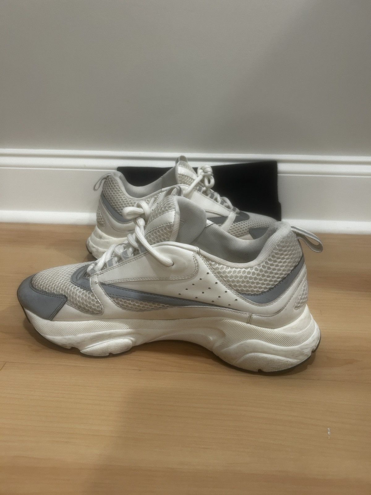 Dior Dior B22 Sneakers – White / Silver Size US 11 / EU 44 - 3 Thumbnail