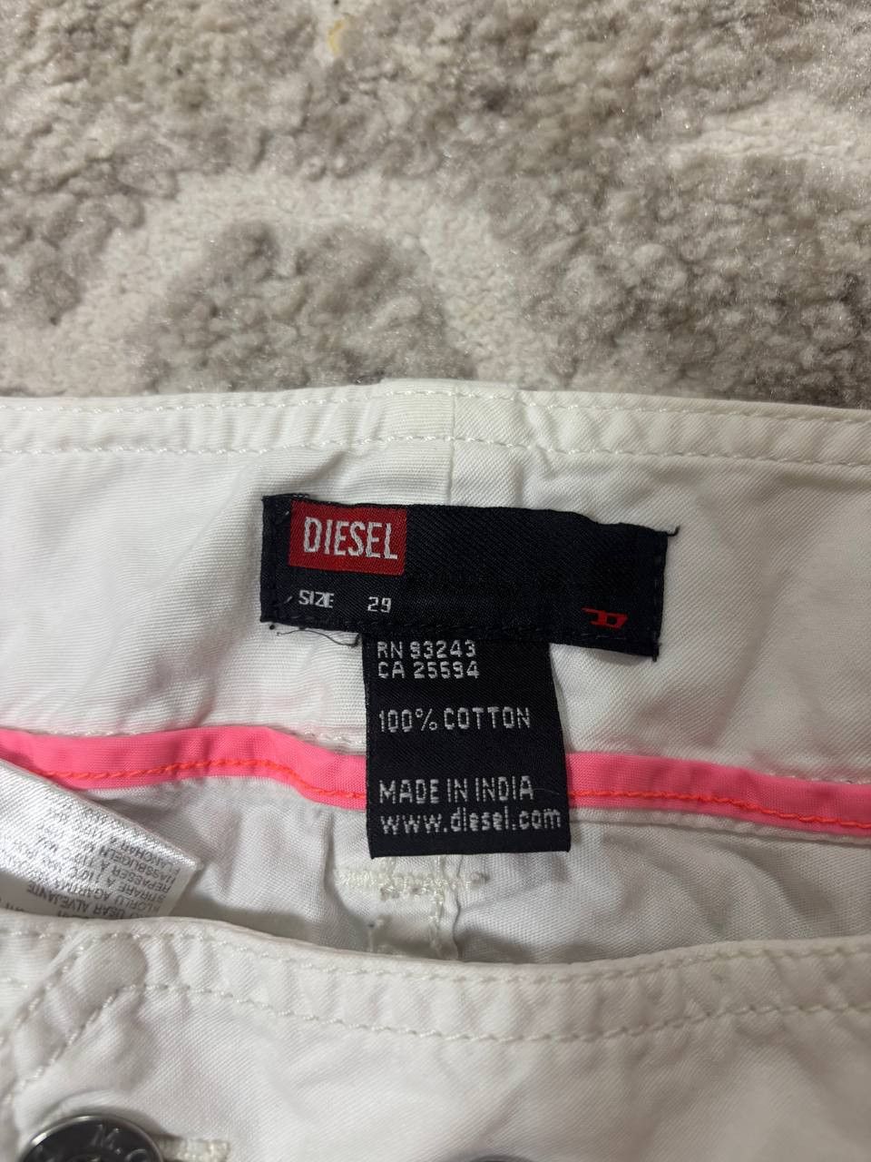 Diesel Diesel White Cargo Pants – Size 29 – Y2K Utility Style Size 29" - 11 Thumbnail