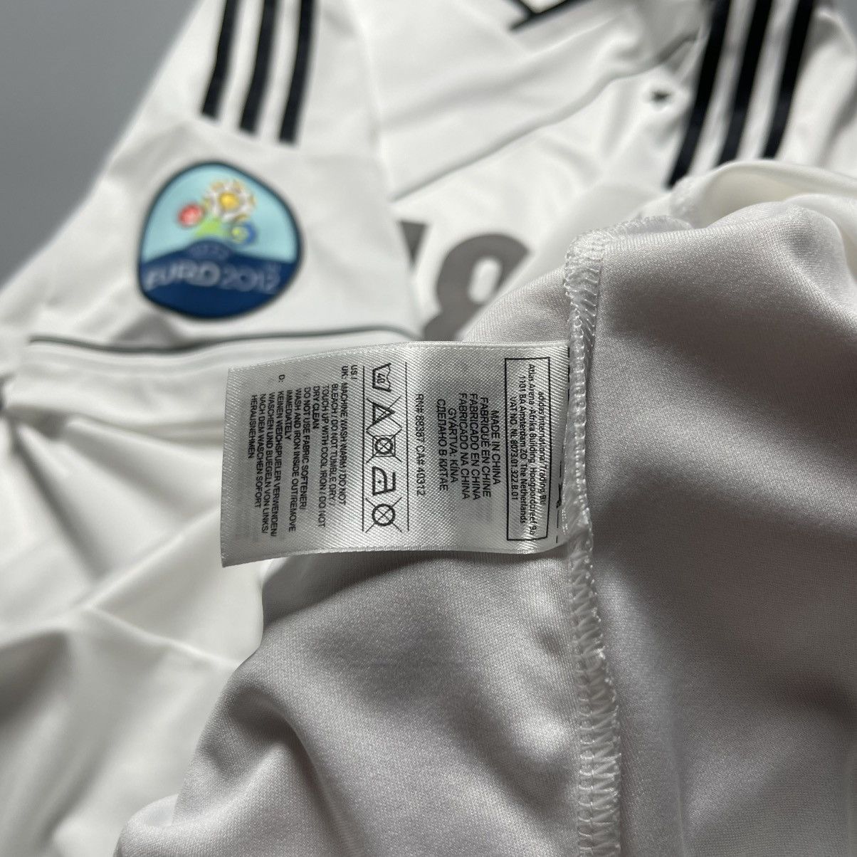Adidas GERMANY ADIDAD 2012 EURO FOOTBALL HOME JERSEY #18 KROOS Size US M / EU 48-50 / 2 - 11 Thumbnail