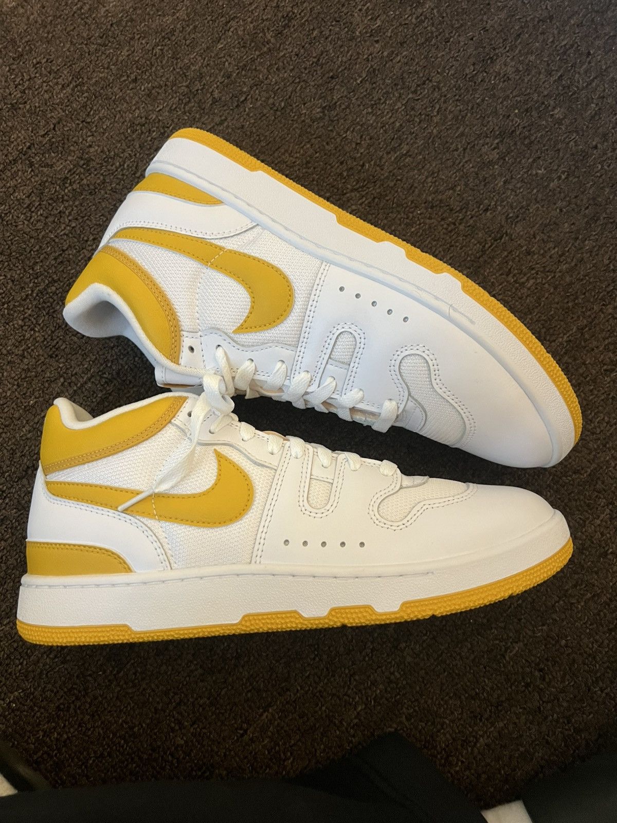 Nike Nike attack, lemon venom white Size US 10 / EU 43 - 5 Thumbnail