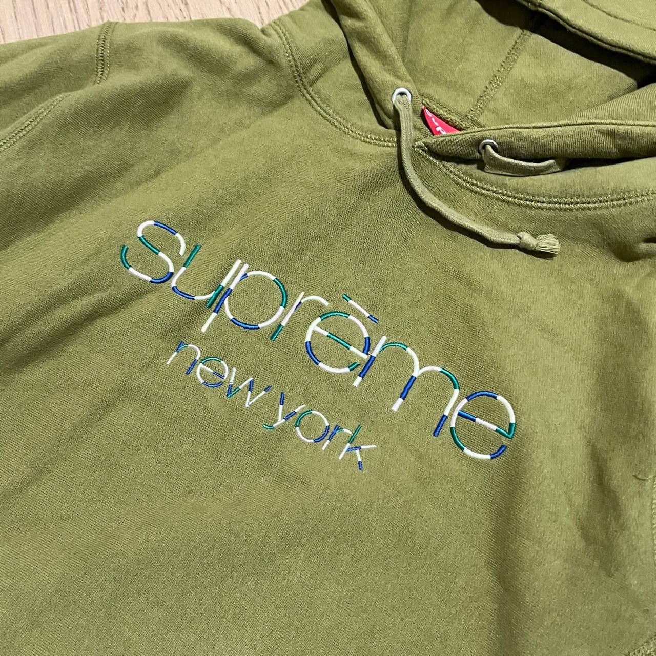 Supreme Supreme Hoodie Size US S / EU 44-46 / 1 - 2 Thumbnail