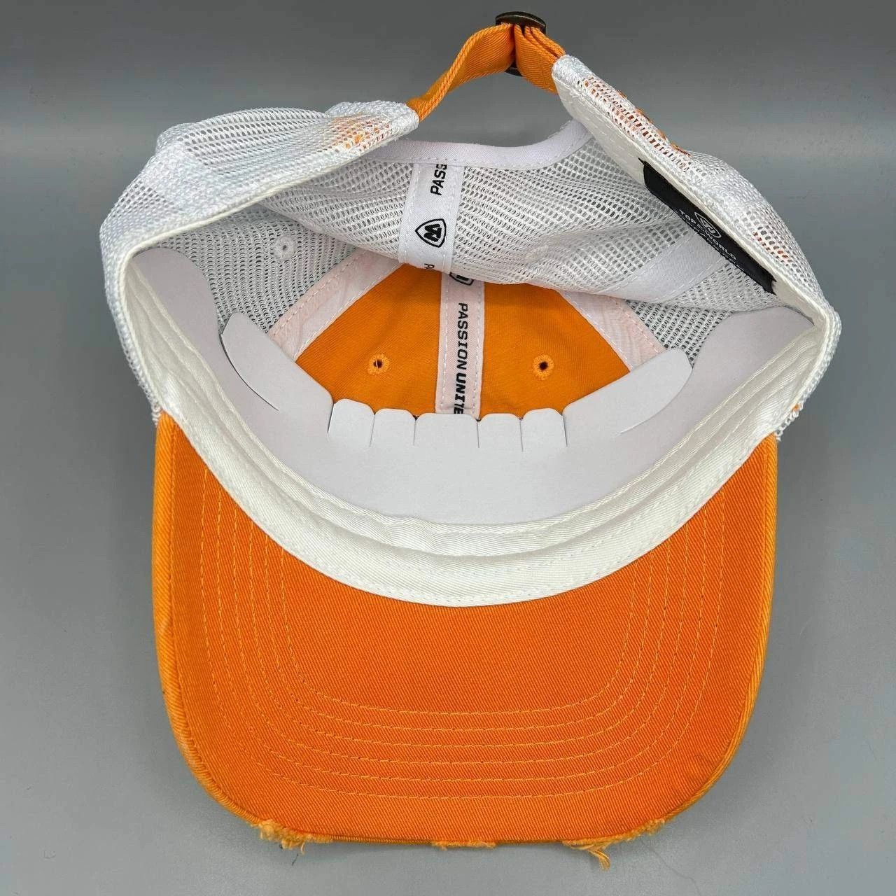 Top Of The World Tennessee Volunteers Trucker Hat Men Snap Back Distressed Size ONE SIZE - 2 Thumbnail