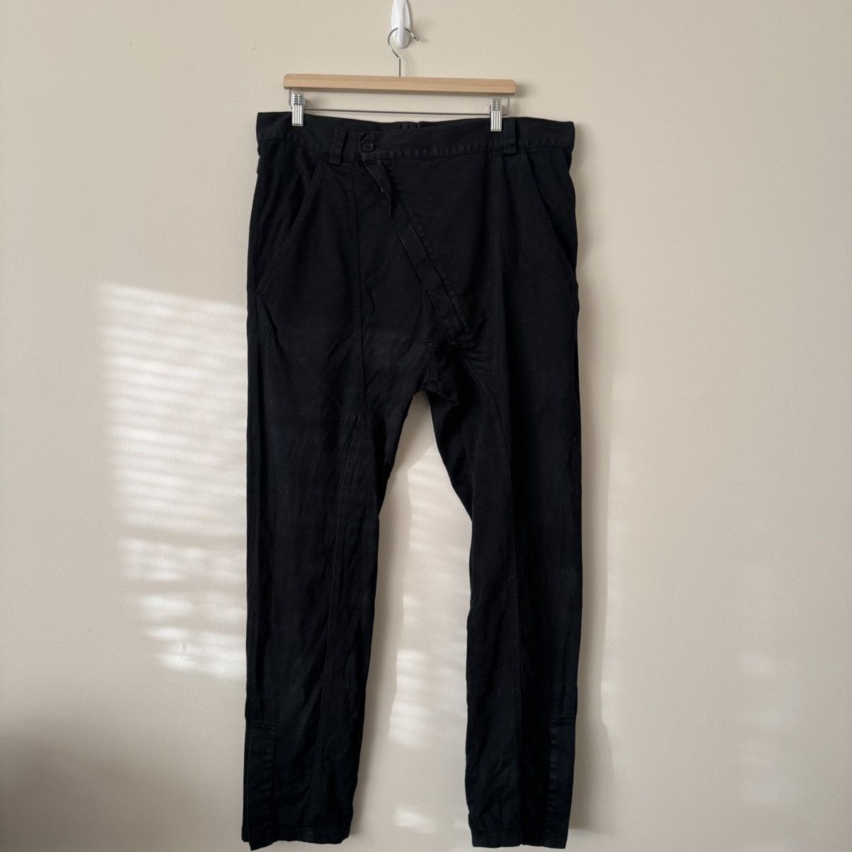Alexandre Plokhov Alexandre Plokhov Black Cinch Strap Trousers Avant Garde Size US 38 / EU 54 - 1 Thumbnail