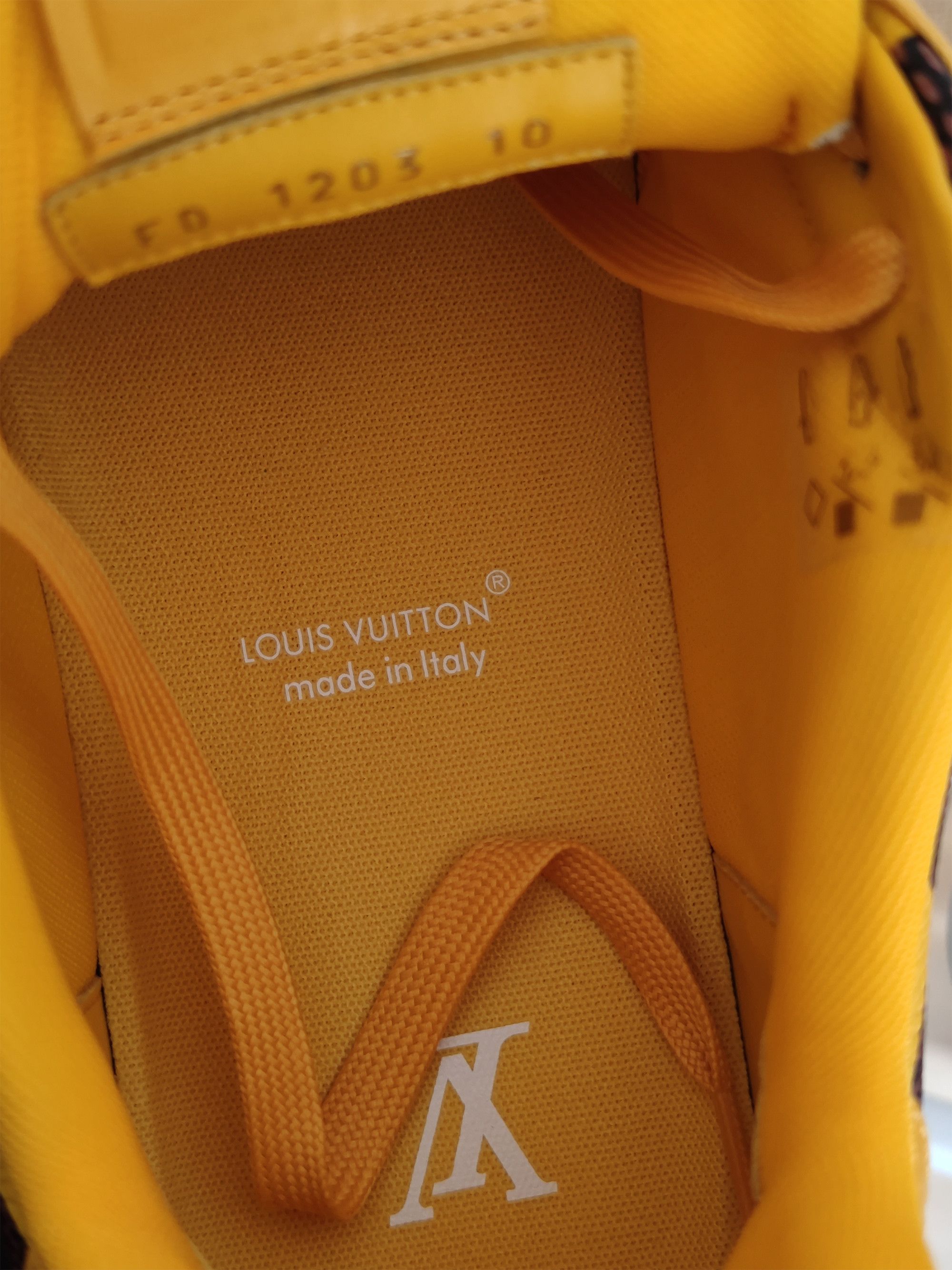 Louis Vuitton × Pharrell Louis Vuitton LV Trainer Damier Size US 10 / EU 43 - 8 Thumbnail