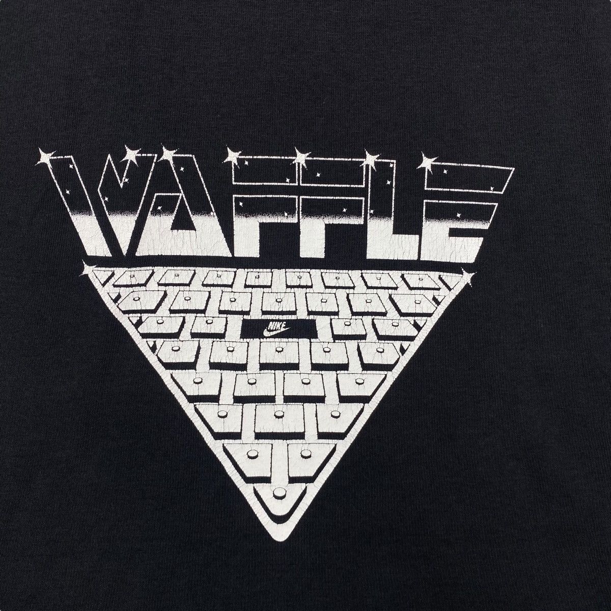 Nike Vintage 00's NIKE Waffle Graphic Faded Tee Shirt Medium Size Size US M / EU 48-50 / 2 - 2 Thumbnail