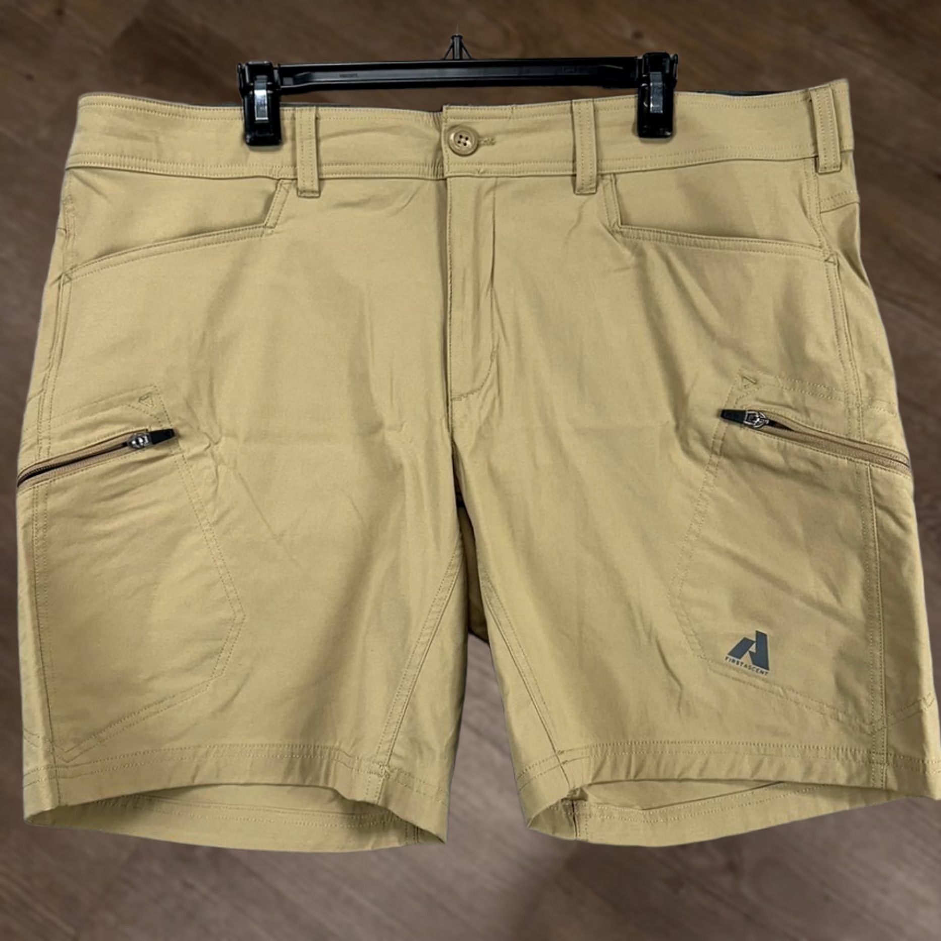 Eddie Bauer Eddie Bauer First Ascent Cargo Shorts Men 42 Tan Nylon Blend Hiking Outdoor Logo Size US 42 / EU 58 - 1 Thumbnail