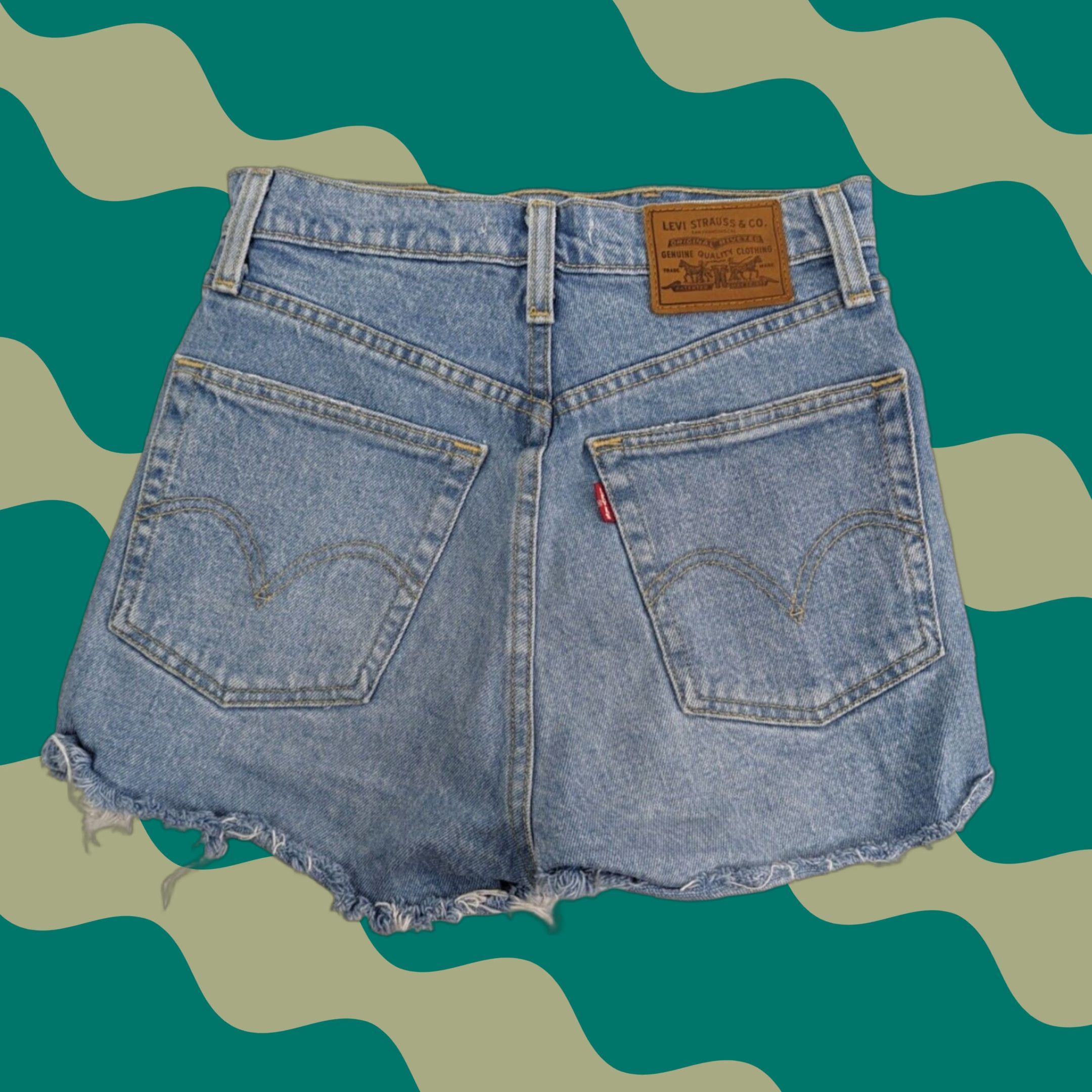 Levi's VINTAGE Levi's Premium Womens Ribcage Jean Shorts Size 25 Waist Denim High Rise Blue Cotton Regular Ladies Size 42" / US 20 - 1 Thumbnail