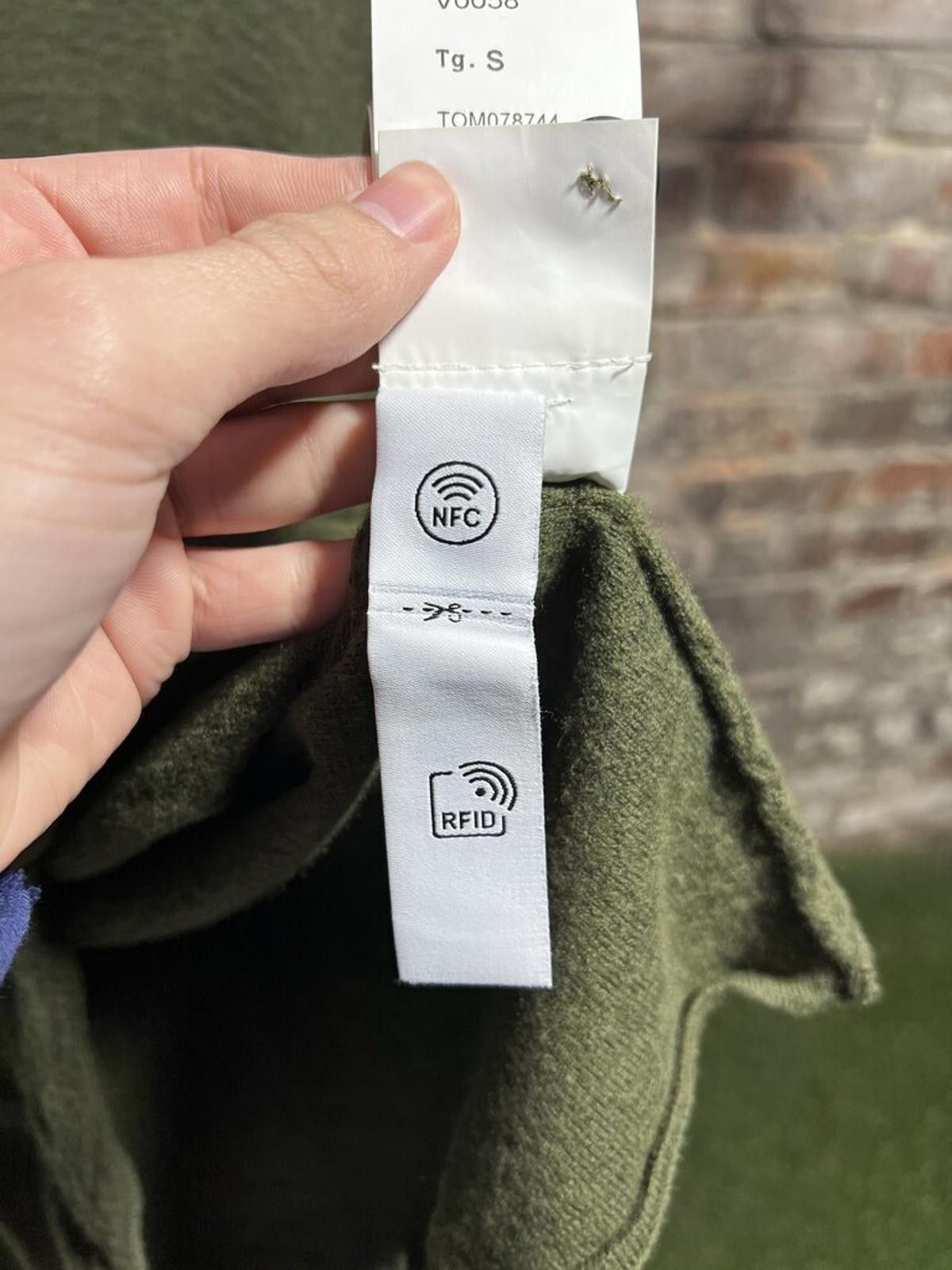 Stone Island Stone Island Wool 3/4 Button Up Sweater Olive Sz. S Size US S / EU 44-46 / 1 - 5 Thumbnail