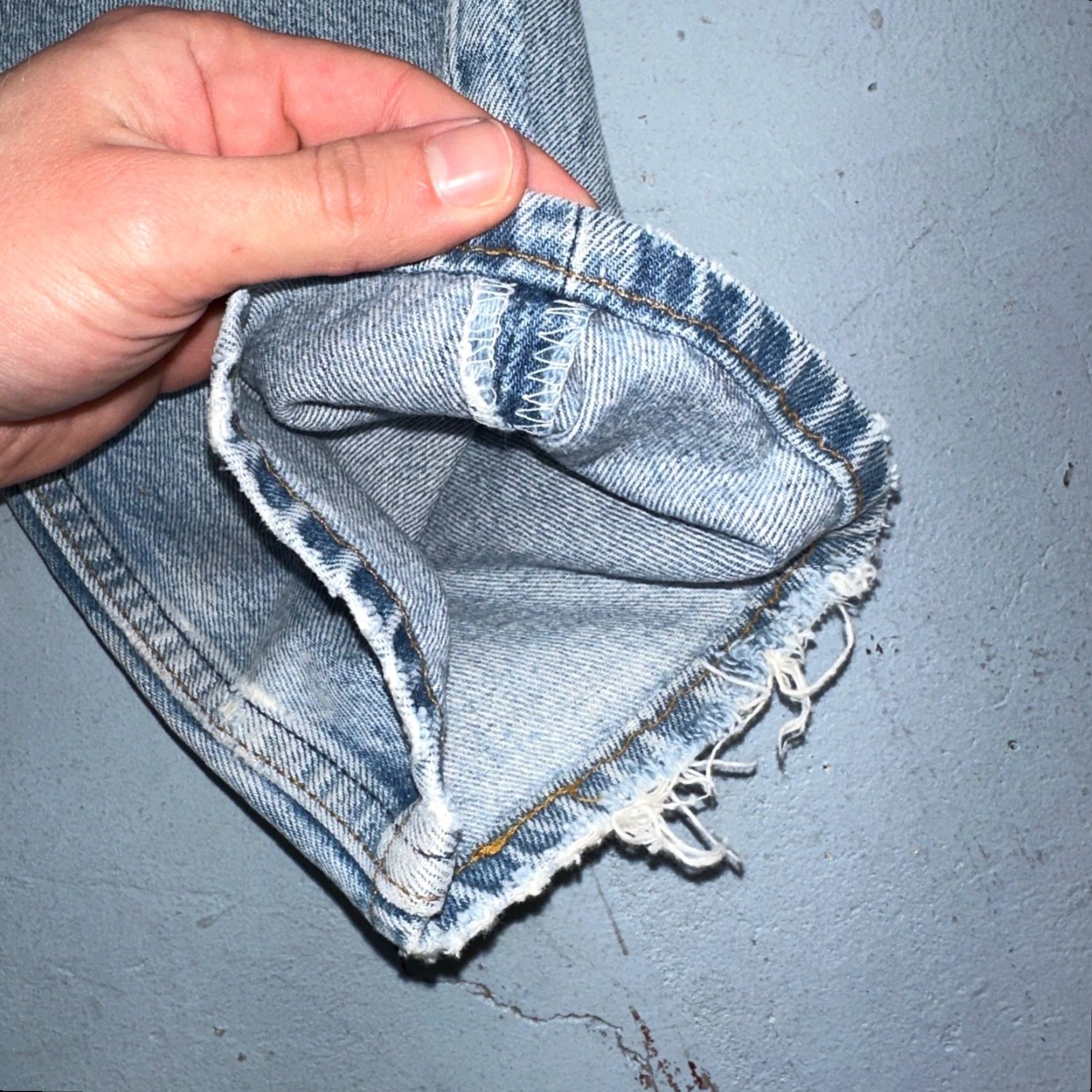 Levi's VINTAGE Levi's 501 Jeans Men 34x36 Light Wash Cotton Denim Straight 90s USA Classic Size US 34 / EU 50 - 4 Thumbnail