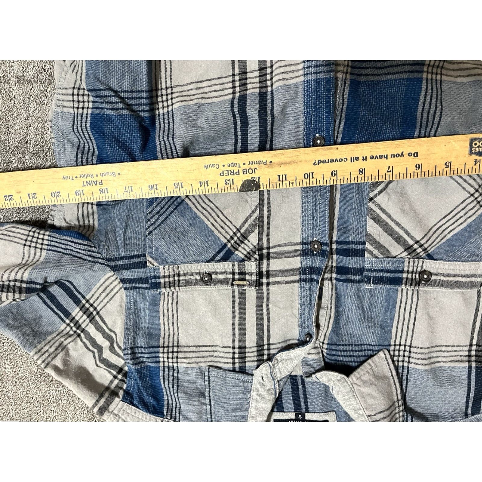 Buffalo David Bitton VINTAGE Buffalo David Bitton Shirt Mens L Gray Plaid Long Sleeve Button Front Casual 100% Cotton Western Style Mens L Gray Plaid Button-Front Shirt Size US L / EU 52-54 / 3 - 5 Thumbnail