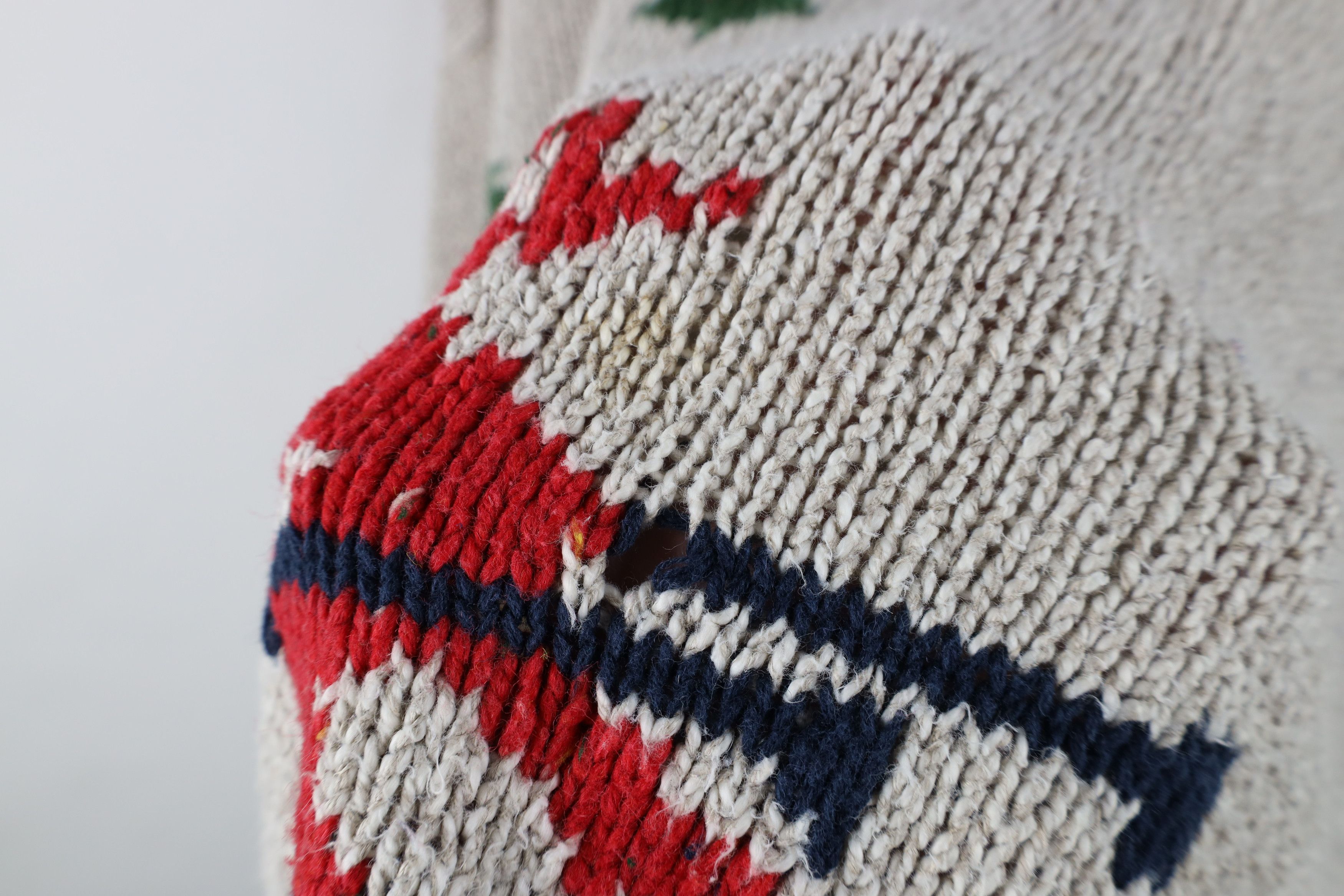 Vintage Vintage 90s Streetwear Hand Knit Christmas Ski Sweater Size XXL / US 16-18 / IT 52-54 - 9 Thumbnail